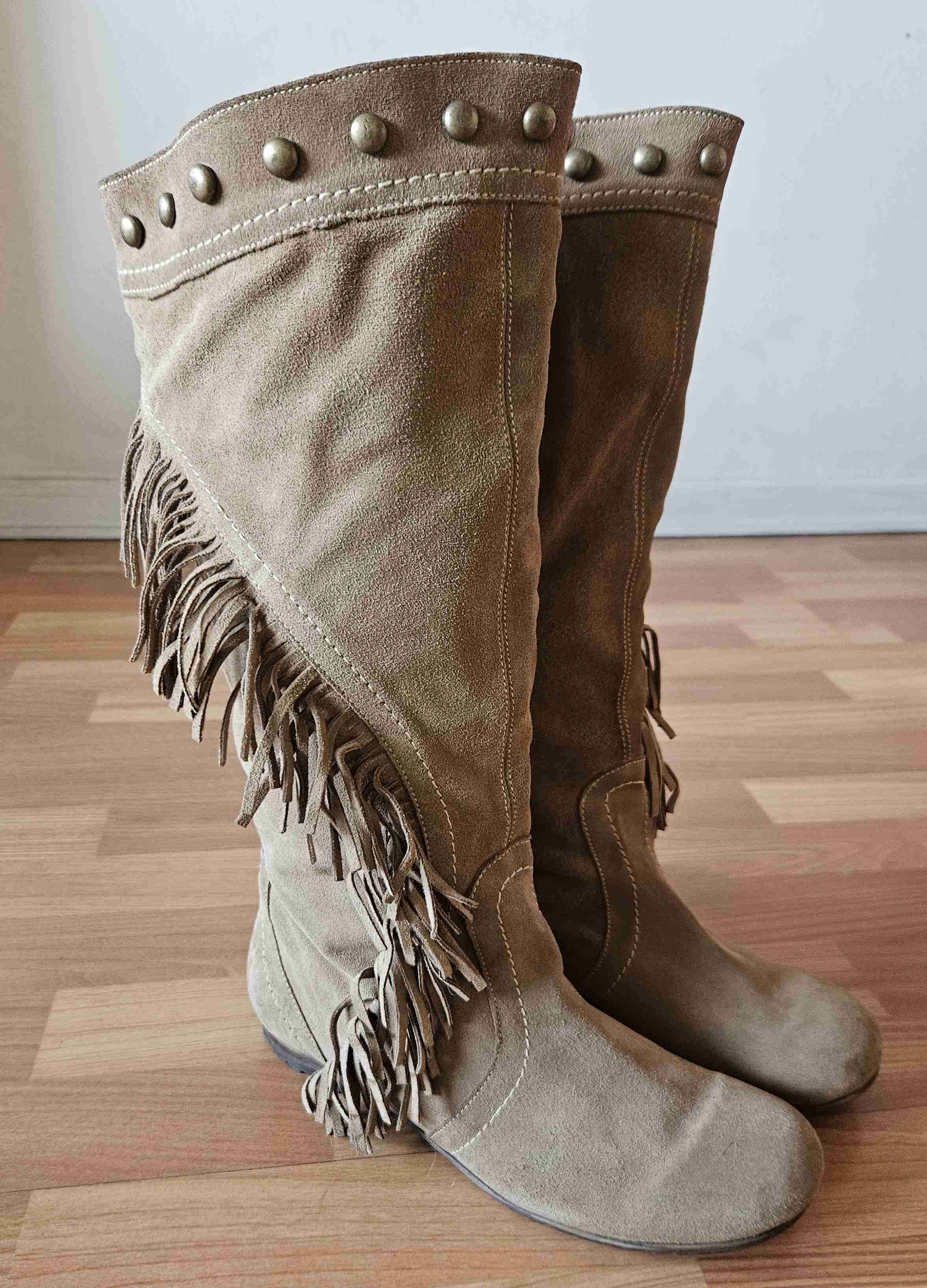 Botas de gamuza con flecos - miniatura 2
