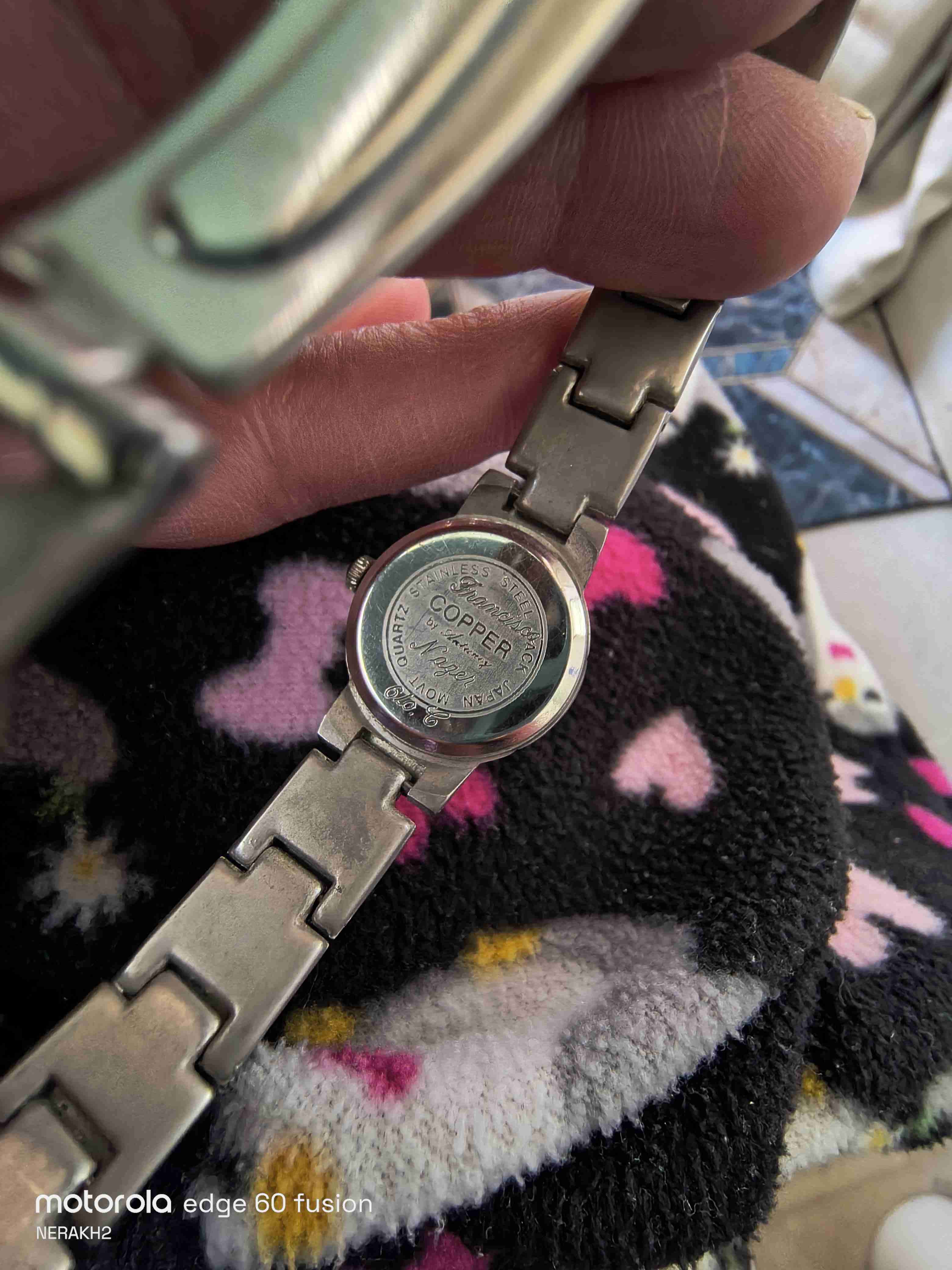 Reloj Plateado Clásico Unisex - miniatura 4