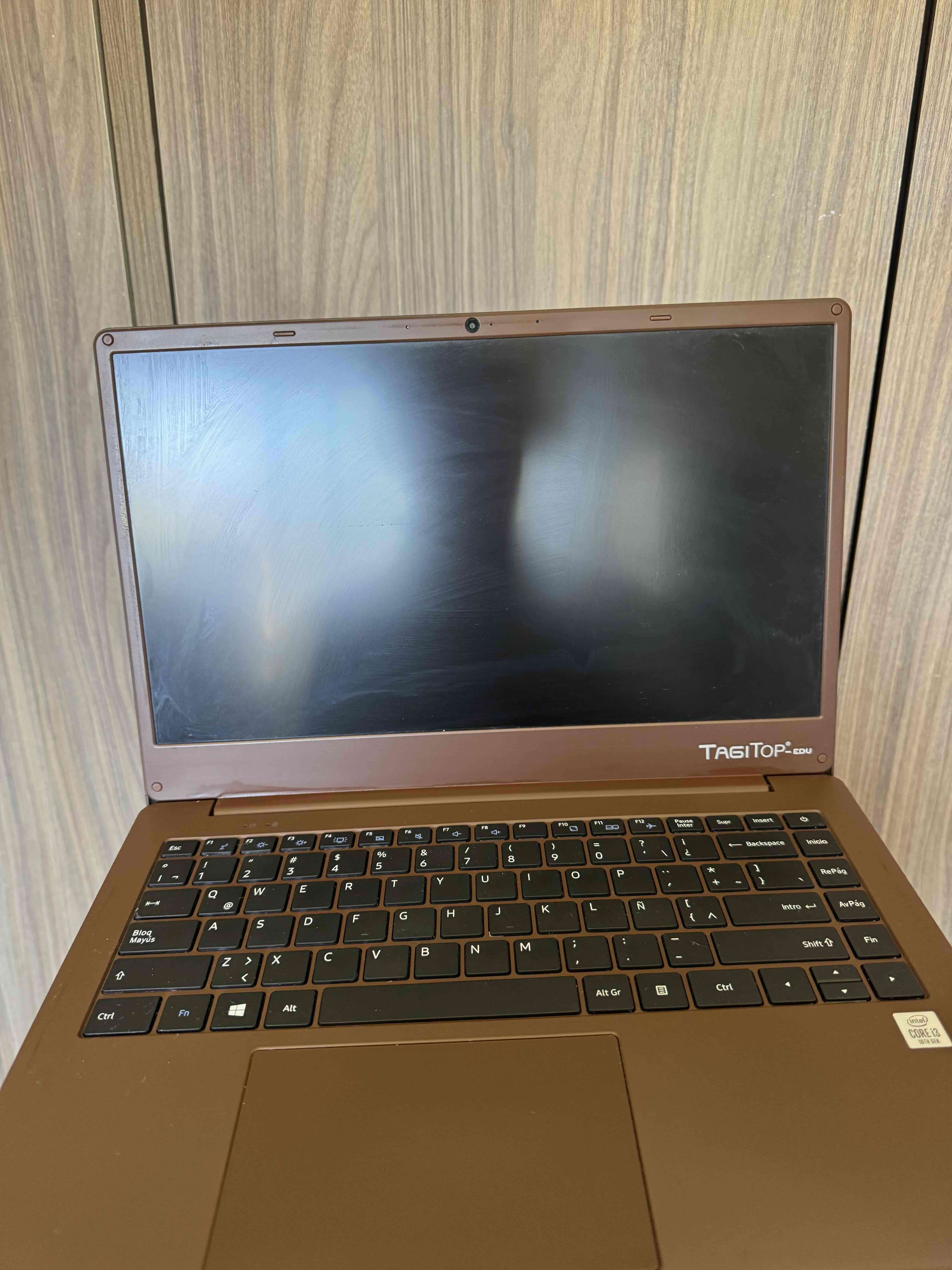 Notebook Tag-Tech marrón en buen estado - miniatura 2