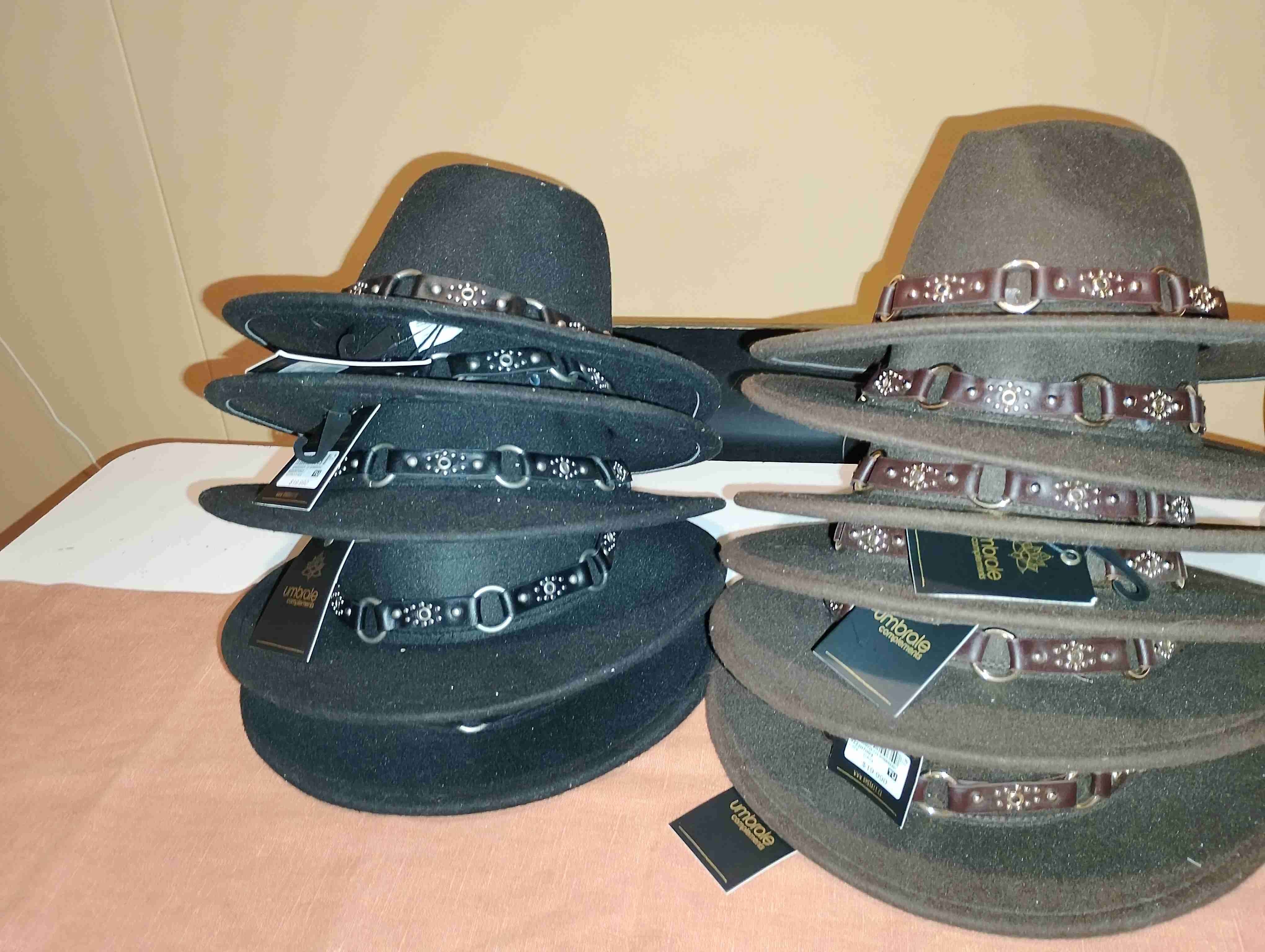 Sombreros de ala ancha umbrale talla única nuevos.