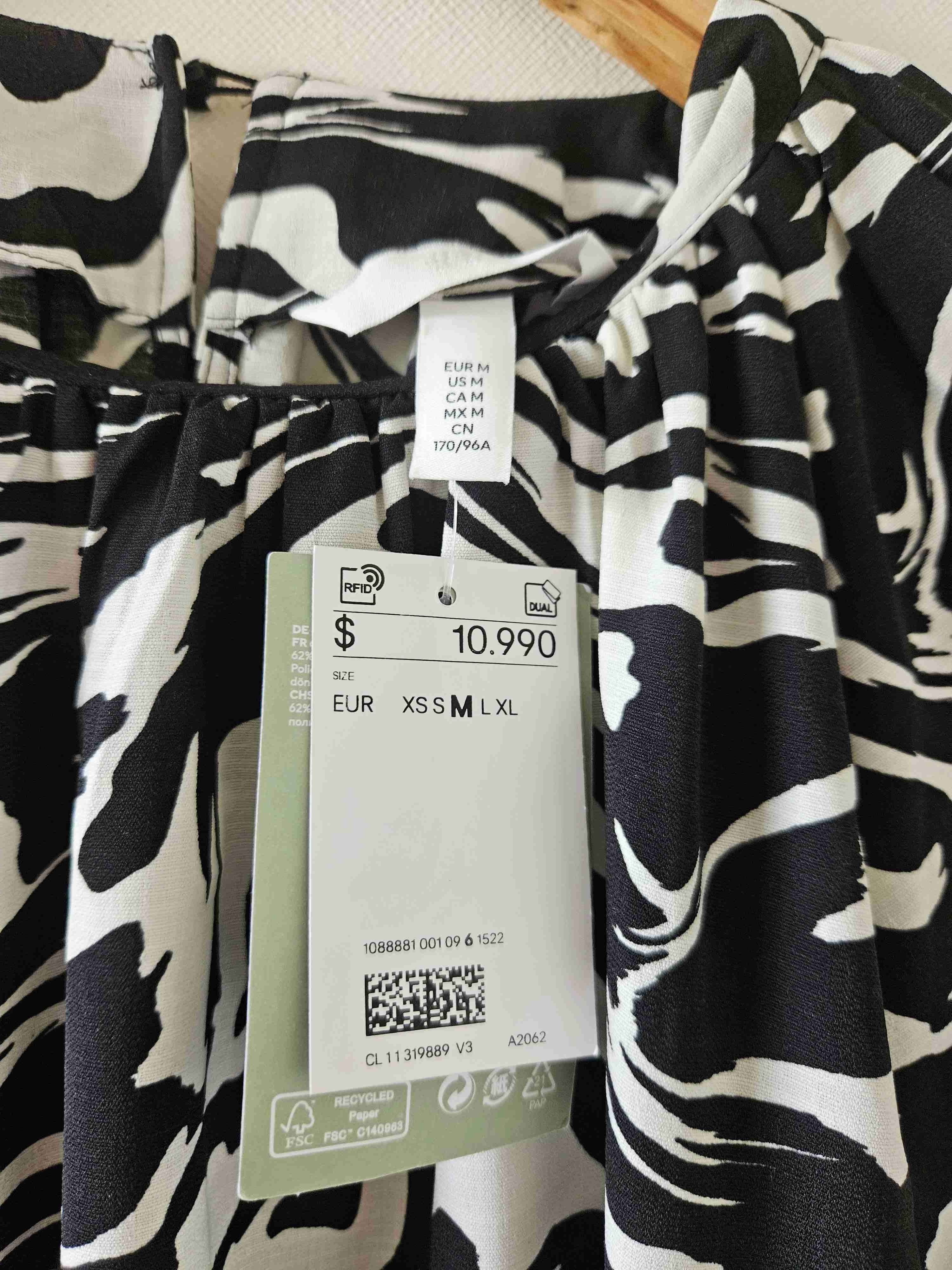 Blusa estampado animal print - miniatura 3