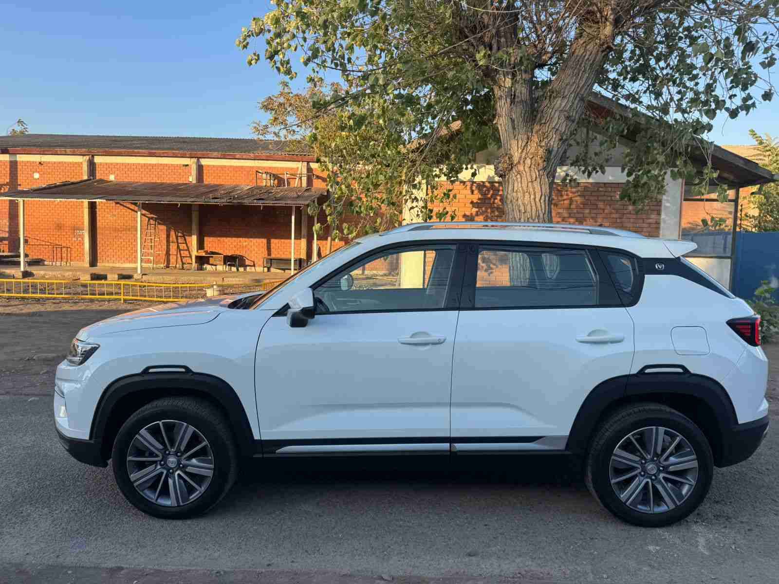 Changan CS35 Plus Confort MT 2024 - miniatura 4