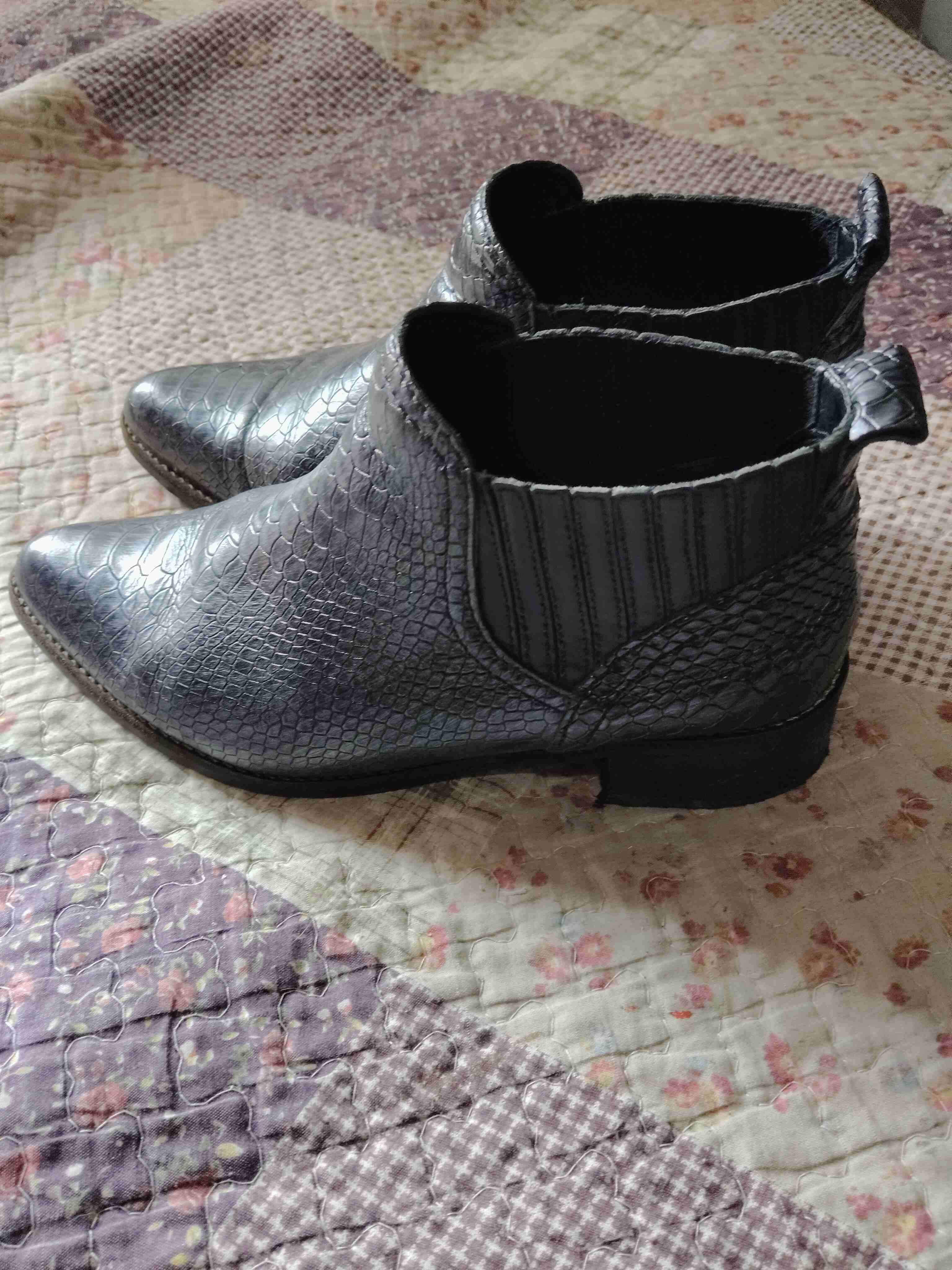Botines negros texturizados - miniatura 1