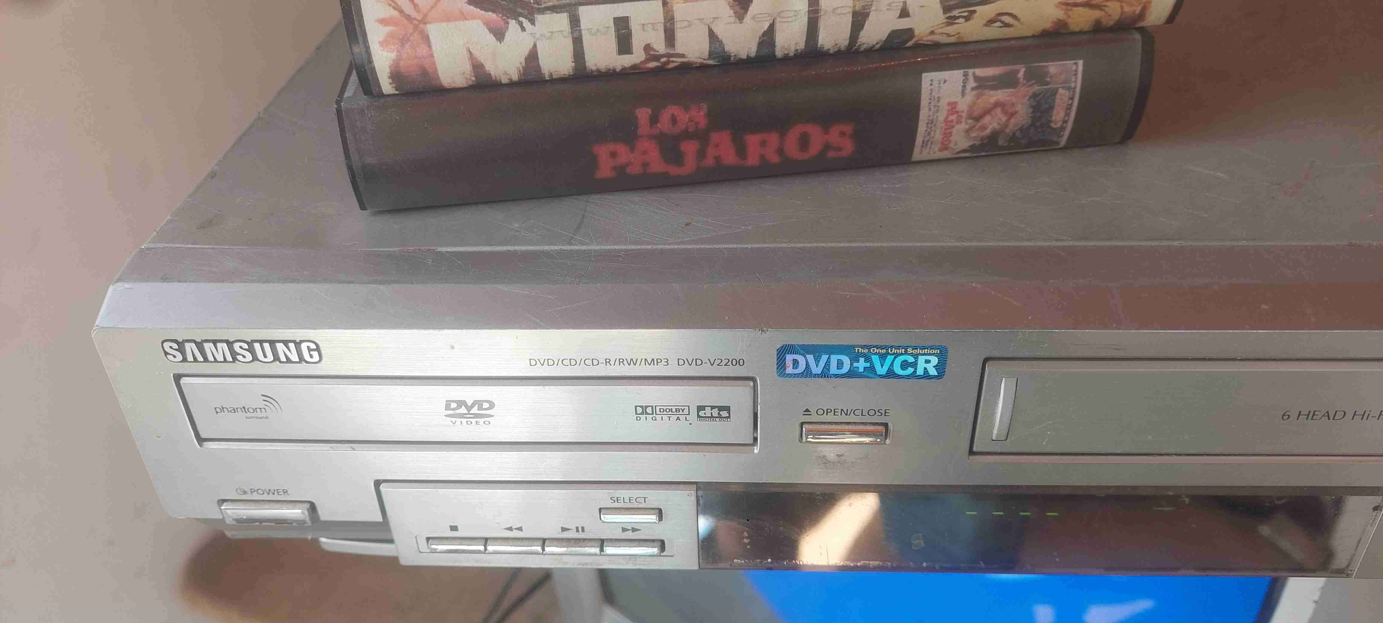 Reproductor DVD Samsung plateado - miniatura 3