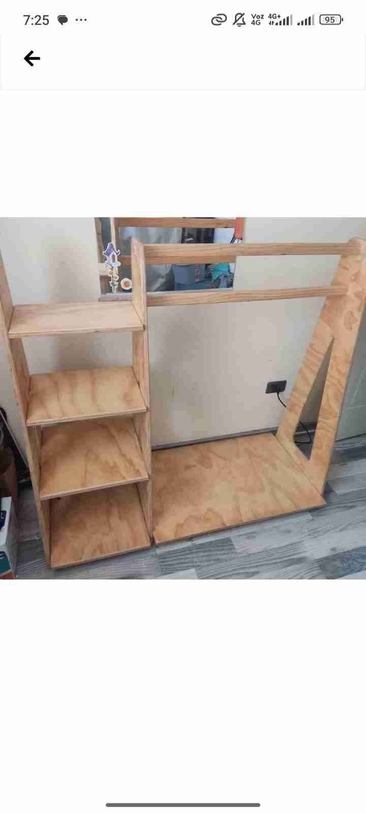 Estantes de madera con tres niveles - miniatura 2