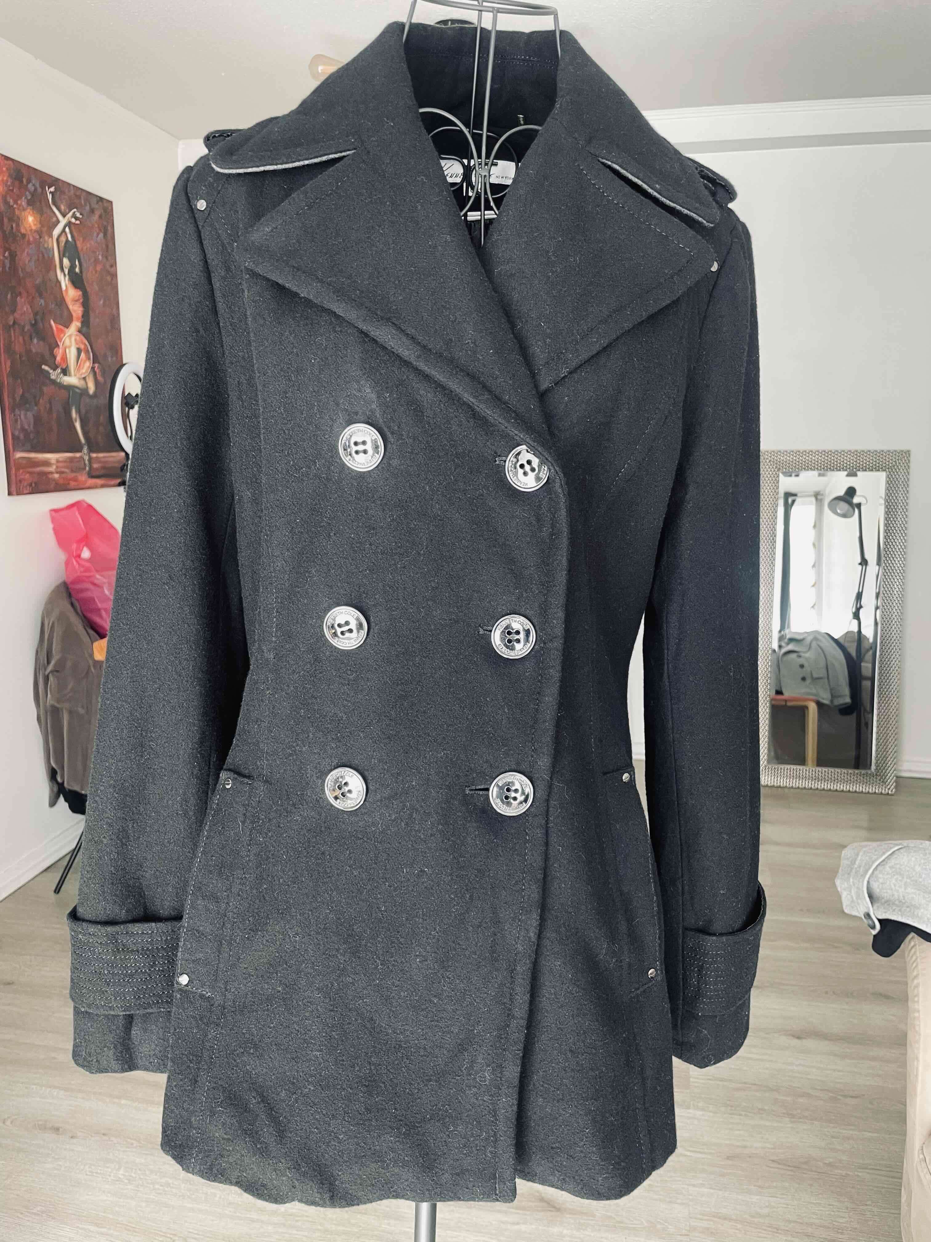 Abrigo negro doble botonadura, talla S. - miniatura 1