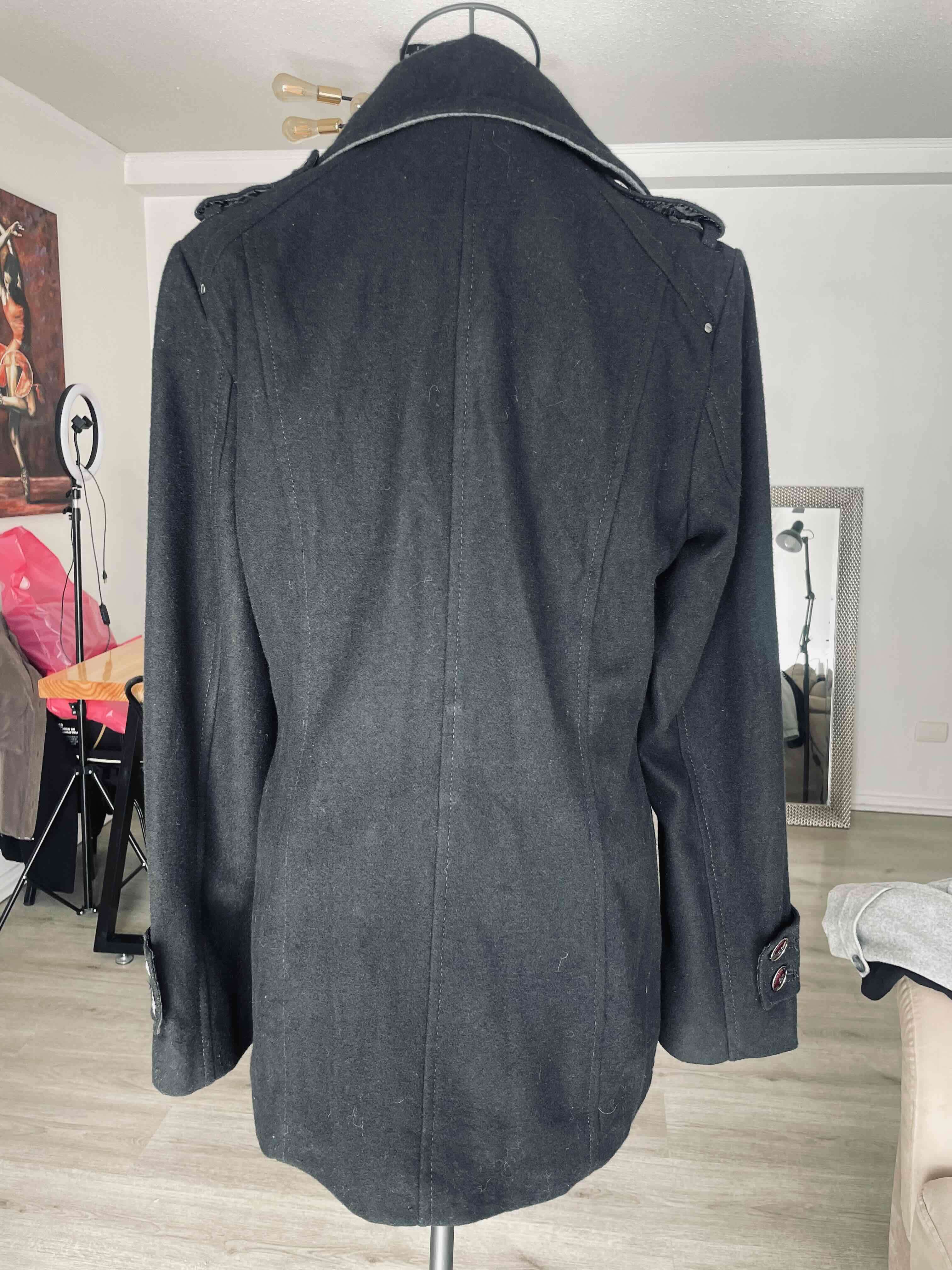 Abrigo negro doble botonadura, talla S. - miniatura 2