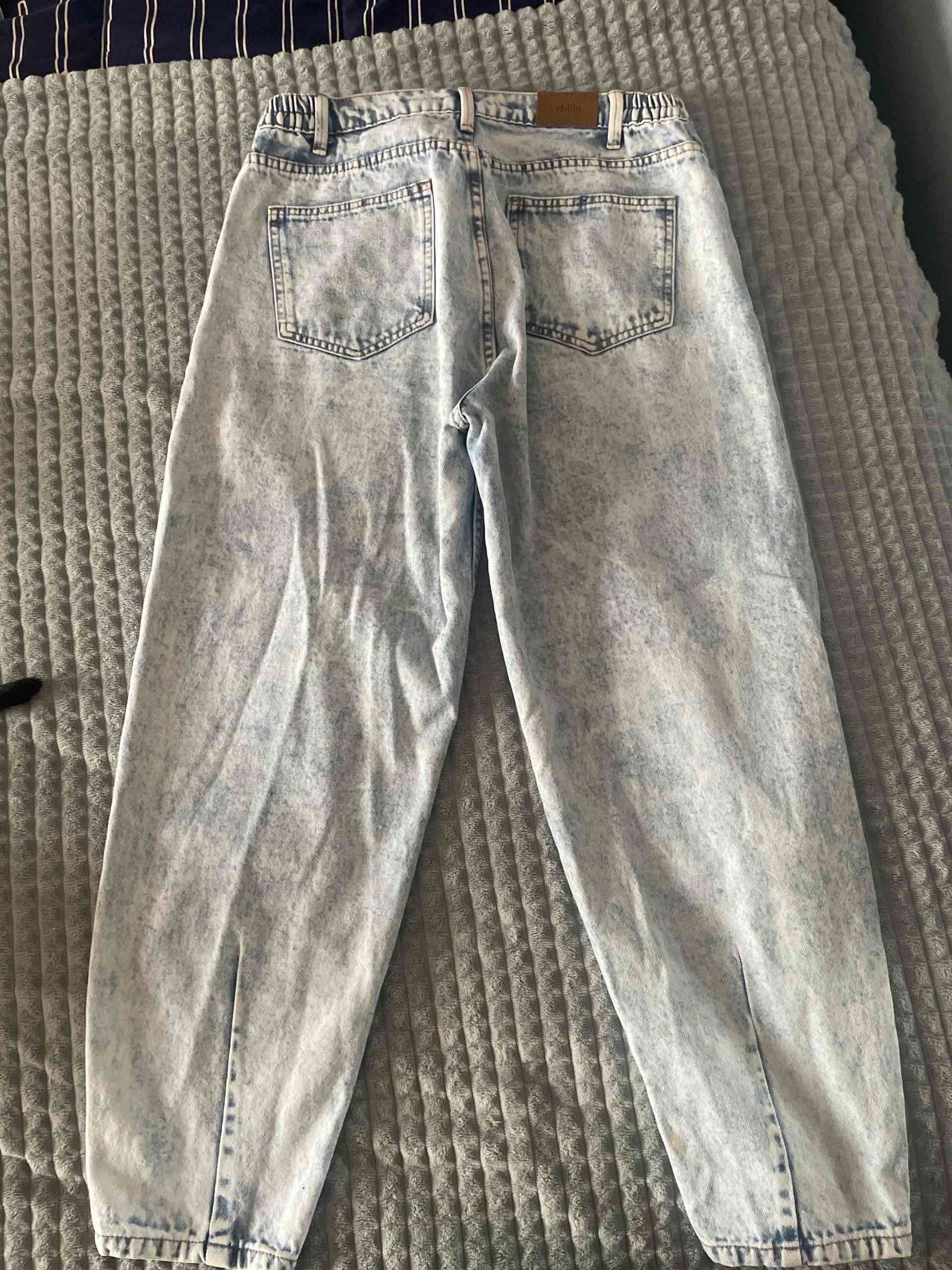 Jeans de mezclilla azul claro - miniatura 2