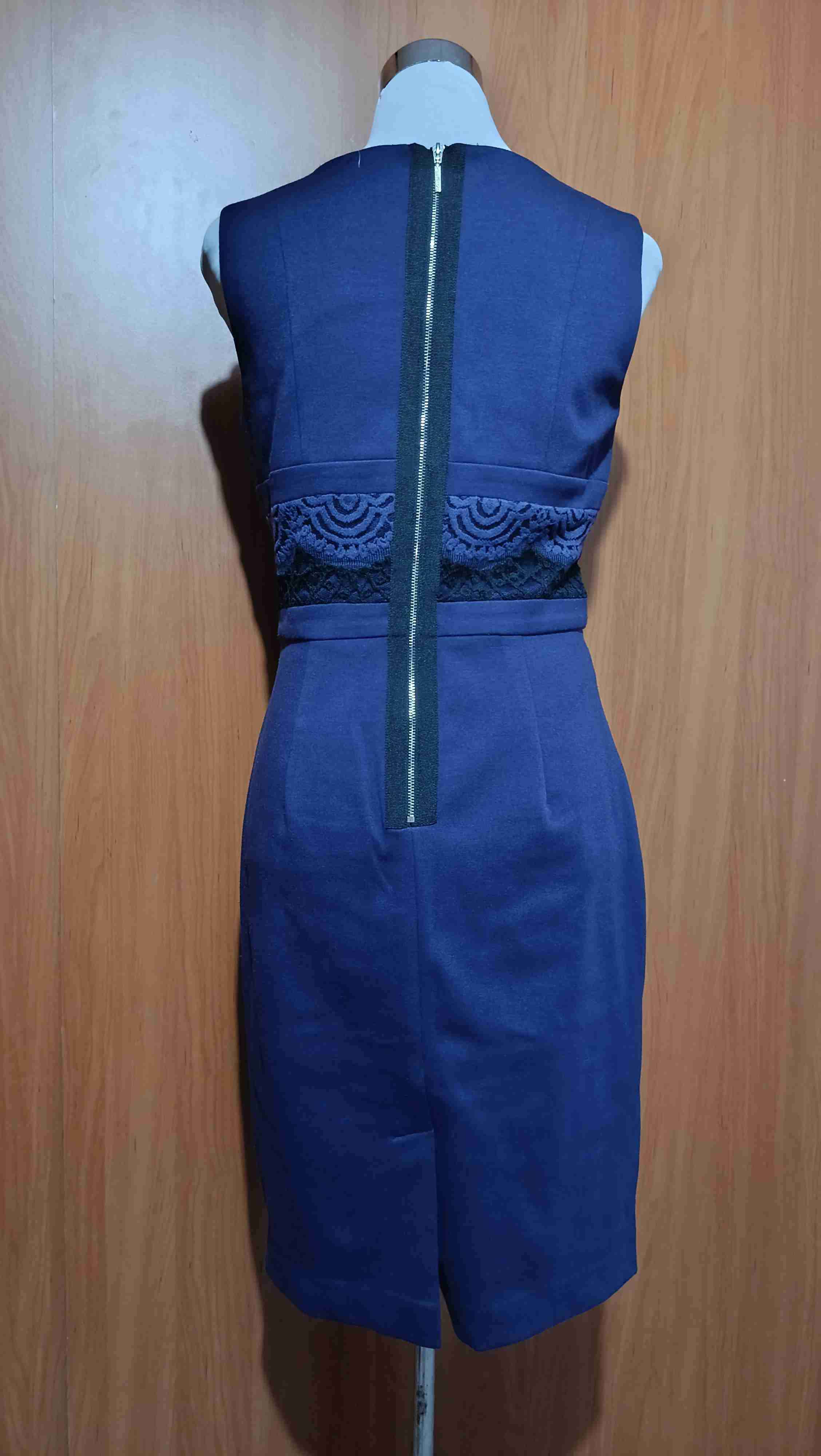 Vestido KARL LAGERFELD - miniatura 4