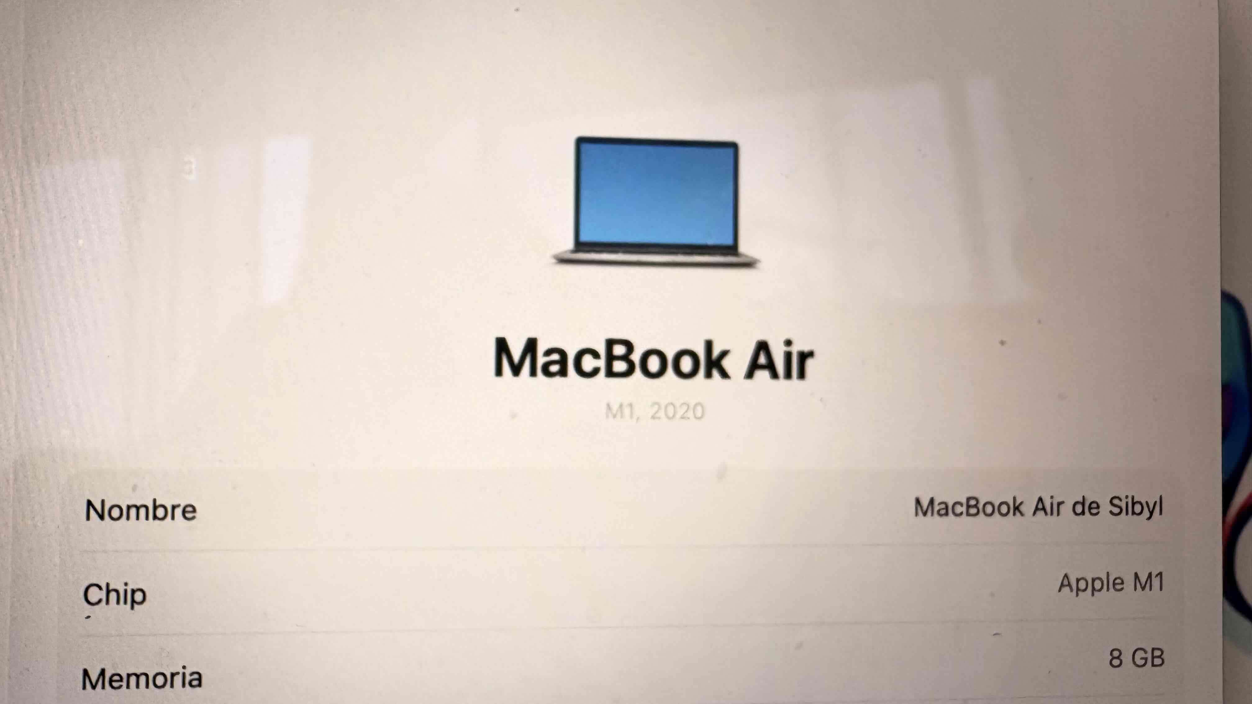 MacBook Air en buen estado - miniatura 3