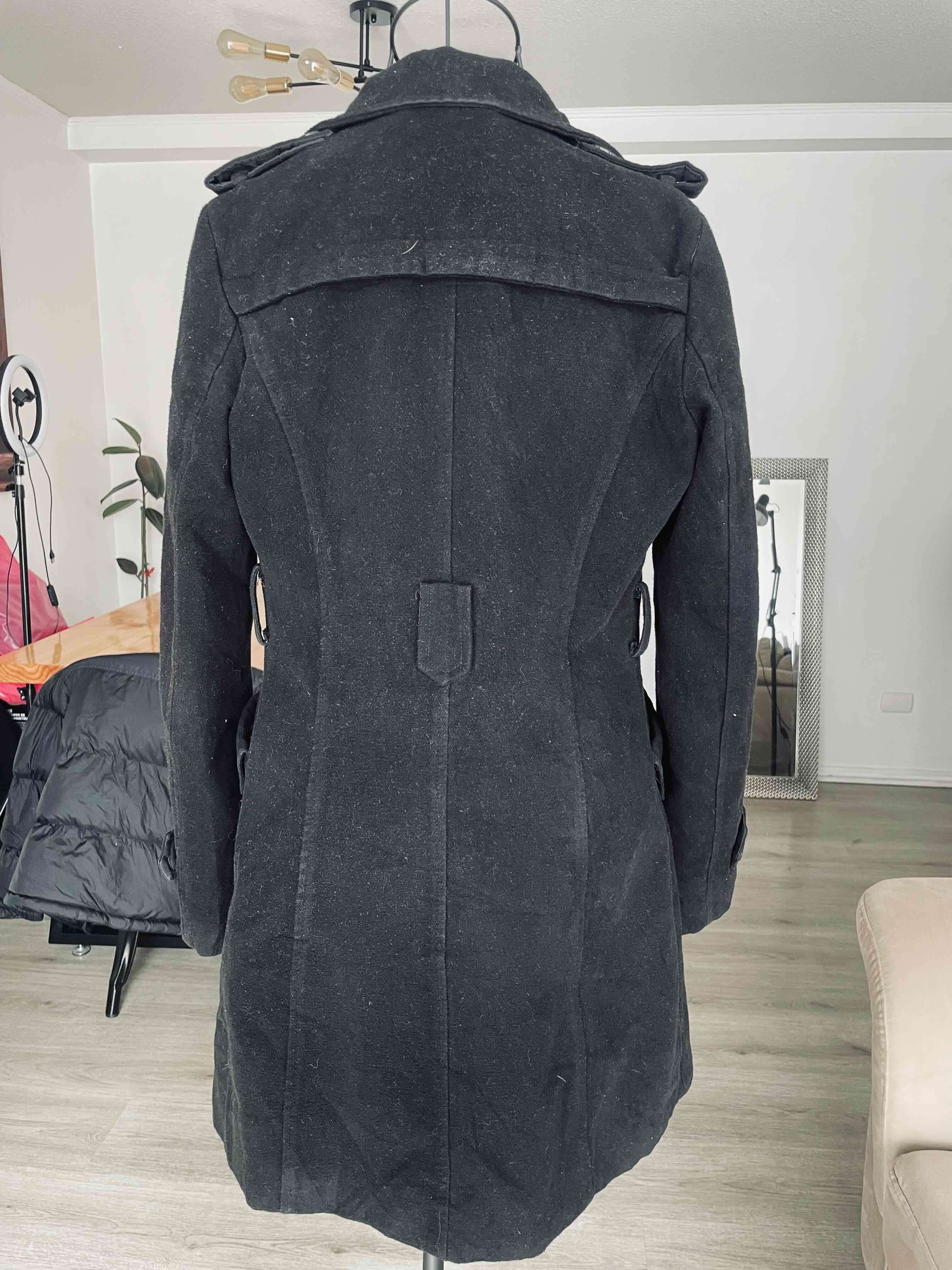 Abrigo negro doble botonadura - miniatura 2