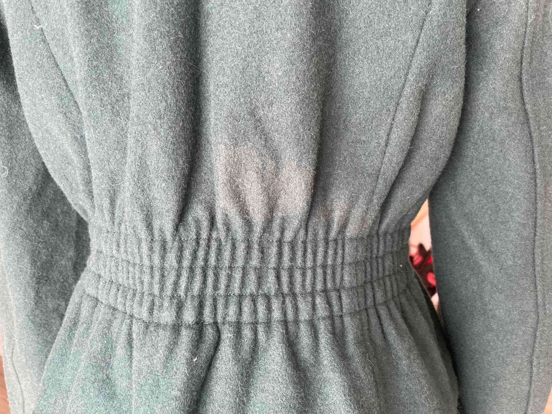 Chaqueta verde con bolsillos - miniatura 3