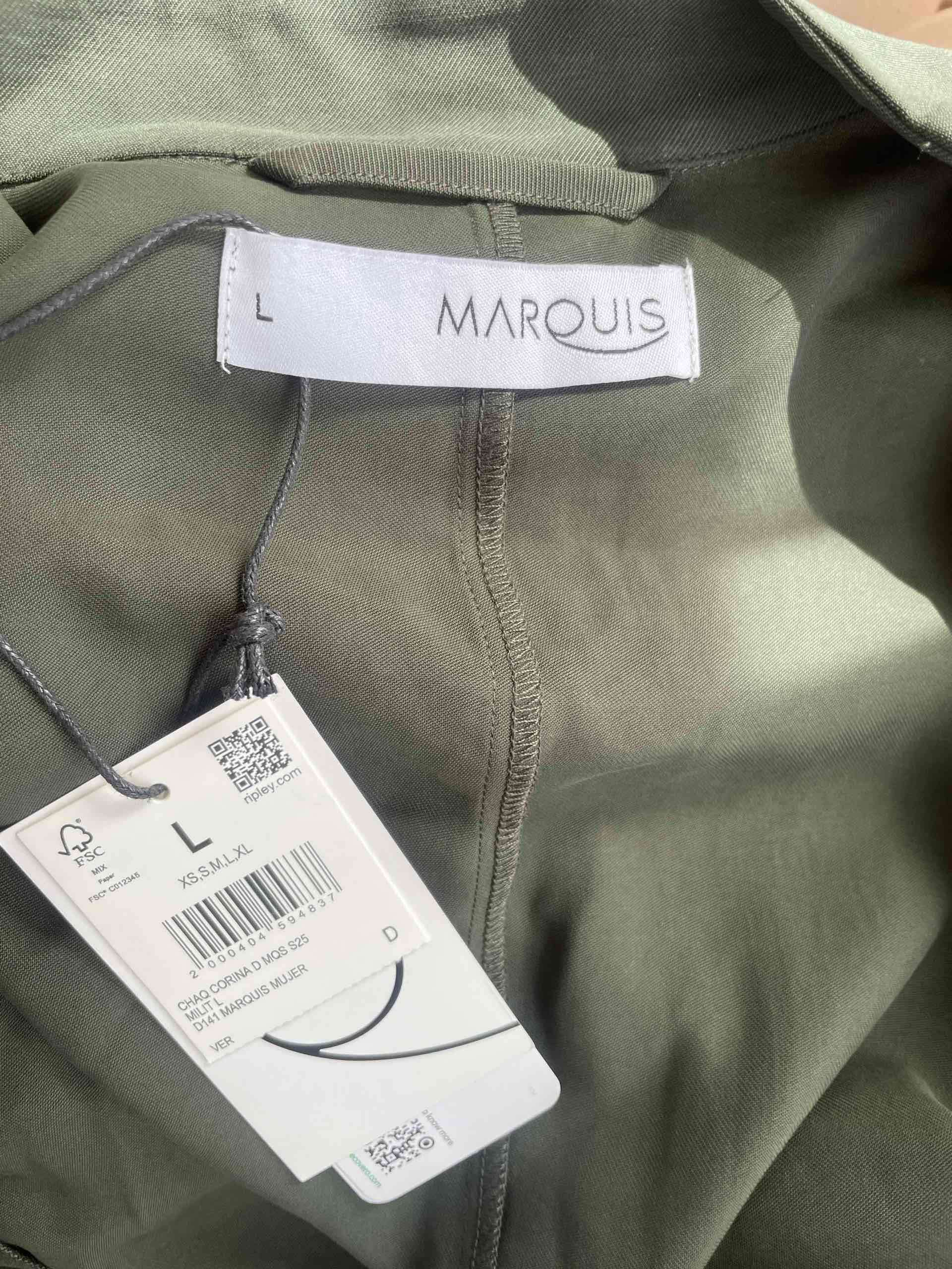 Abrigo verde con cascada - miniatura 3