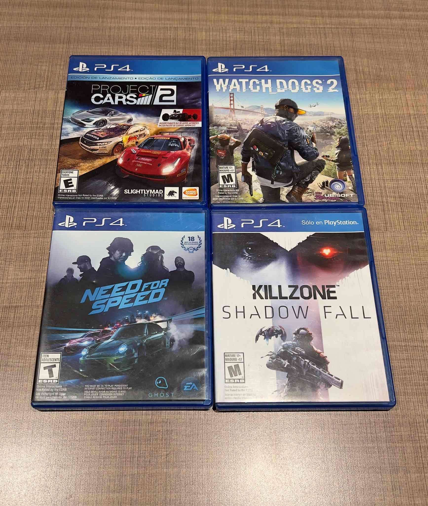 Consola PS4 con dos controles - miniatura 2