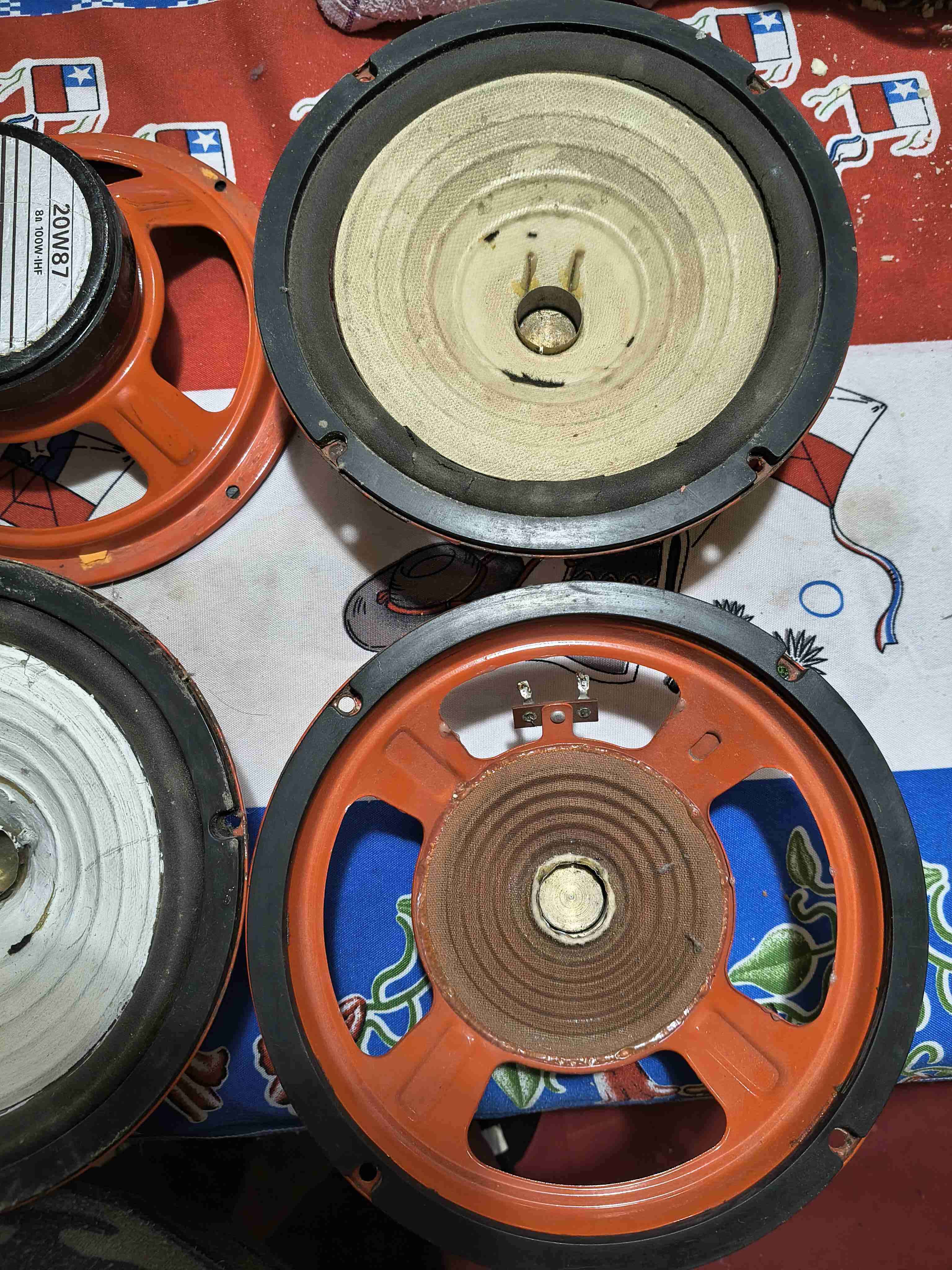 Parlantes vintage 20W - miniatura 1