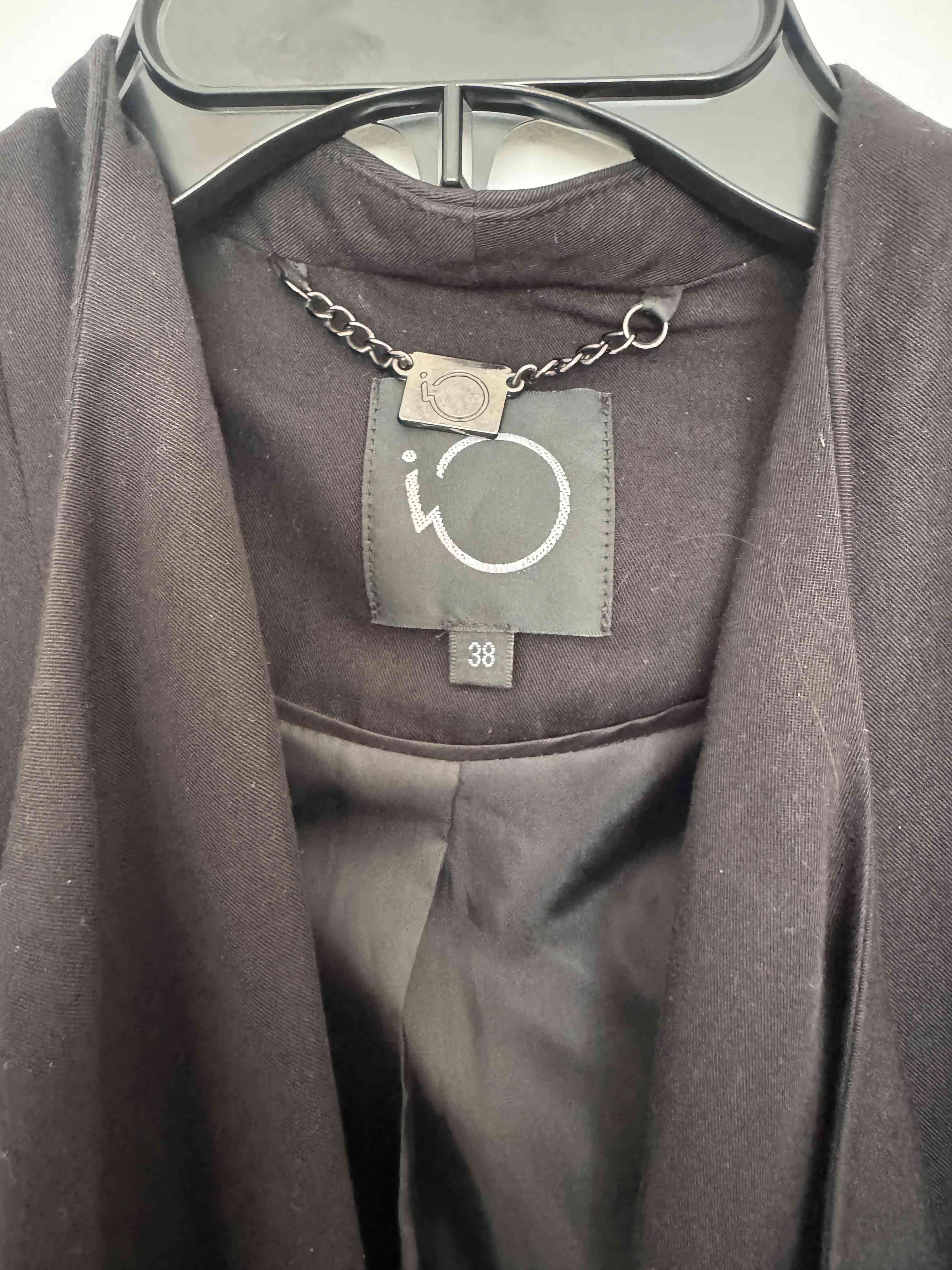 Blazer negro con detalles metálicos - miniatura 3