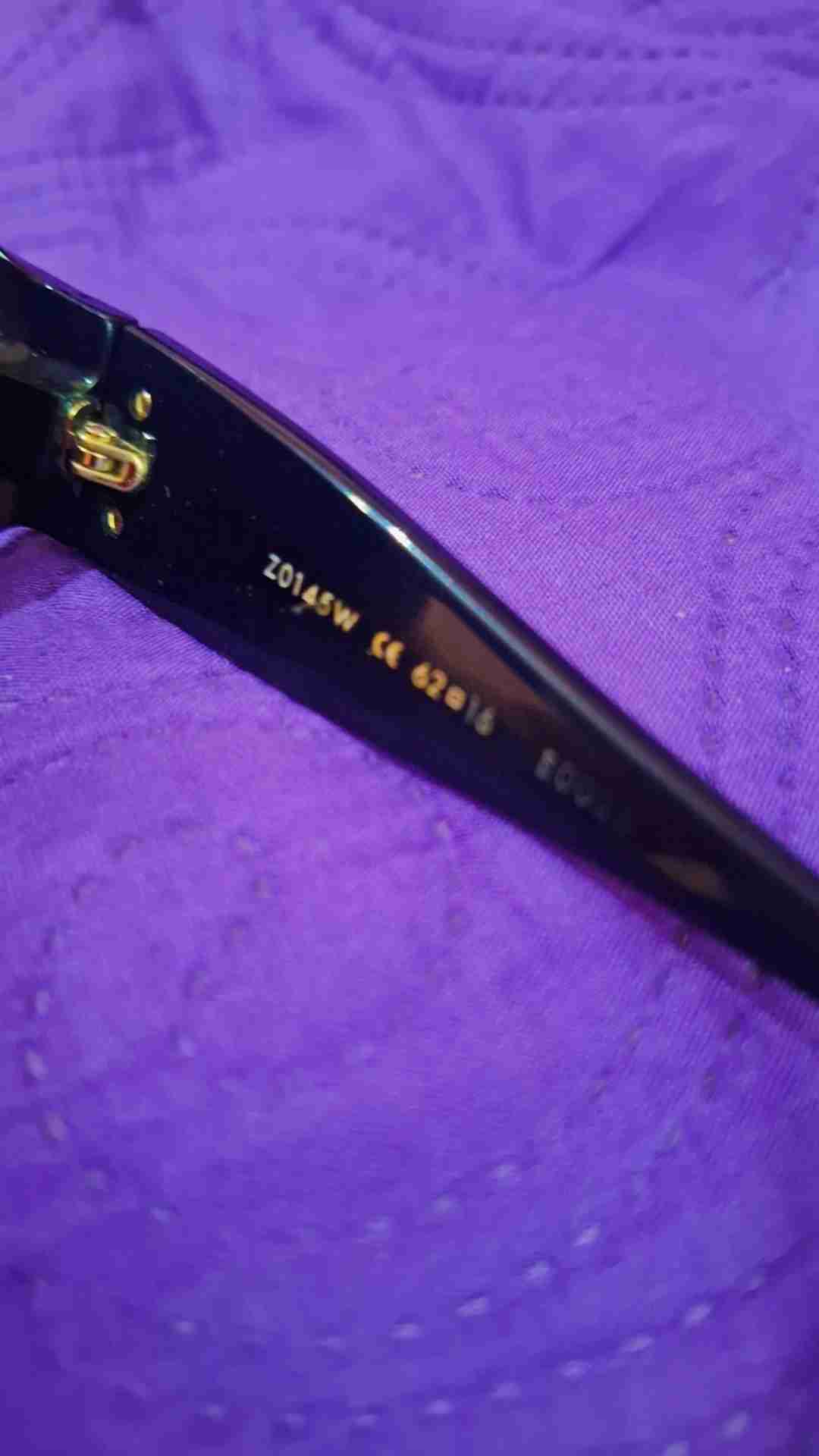 Lentes de sol original Lv - miniatura 2