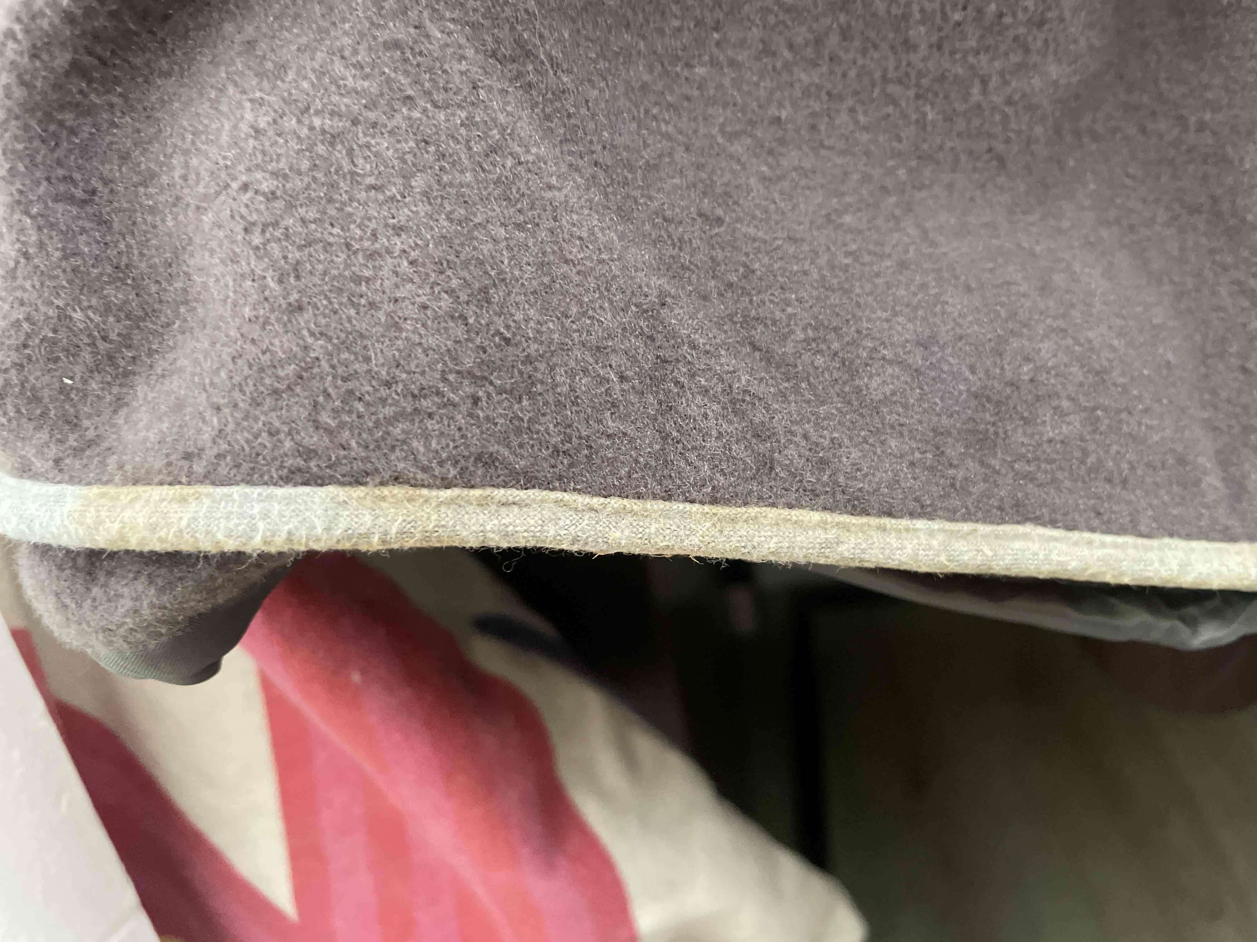 Abrigo gris con botones decorativos - miniatura 4