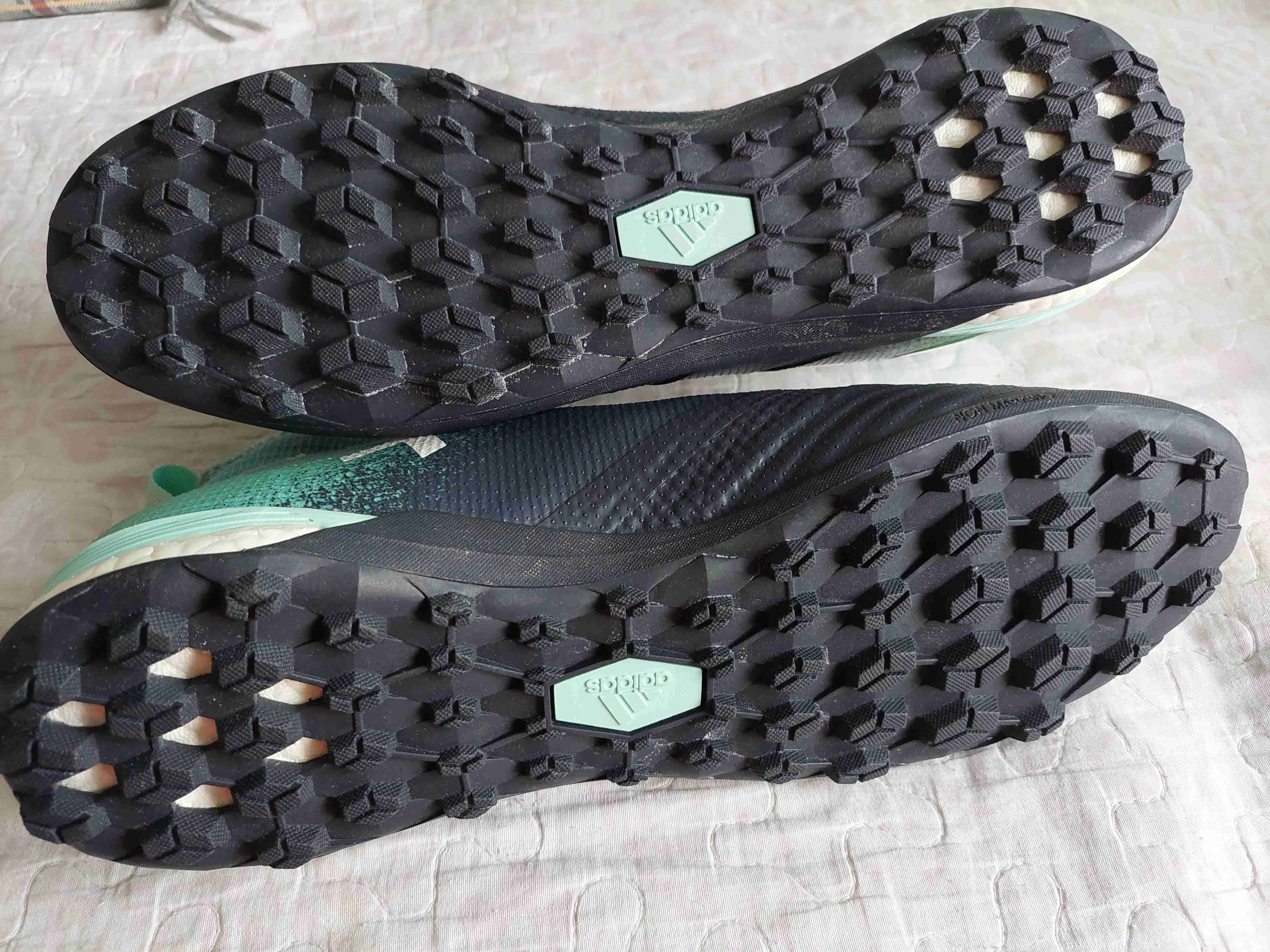 Botines deportivos Adidas - miniatura 3