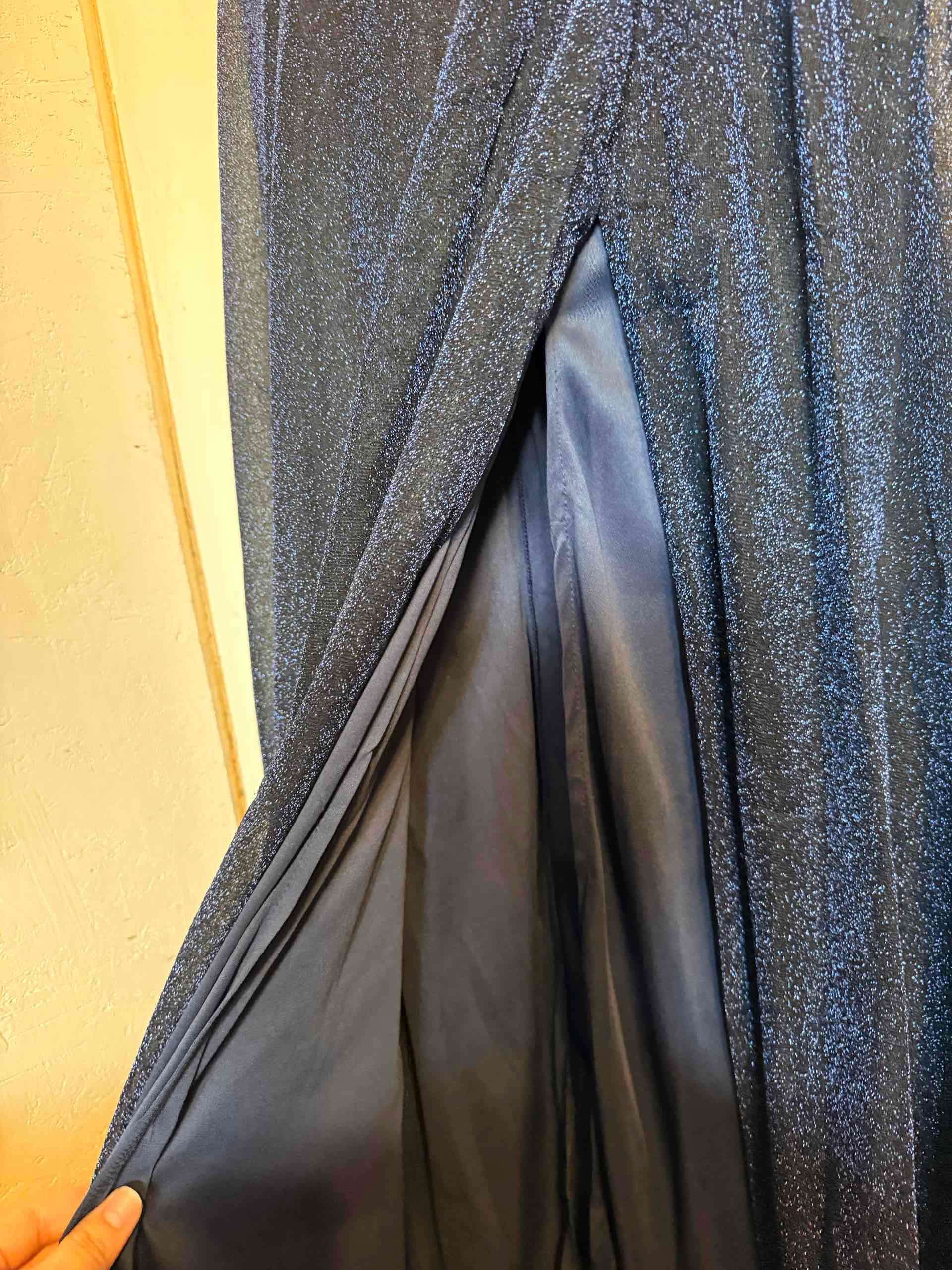 Vestido largo de Fiesta azul marin con brillos - miniatura 2