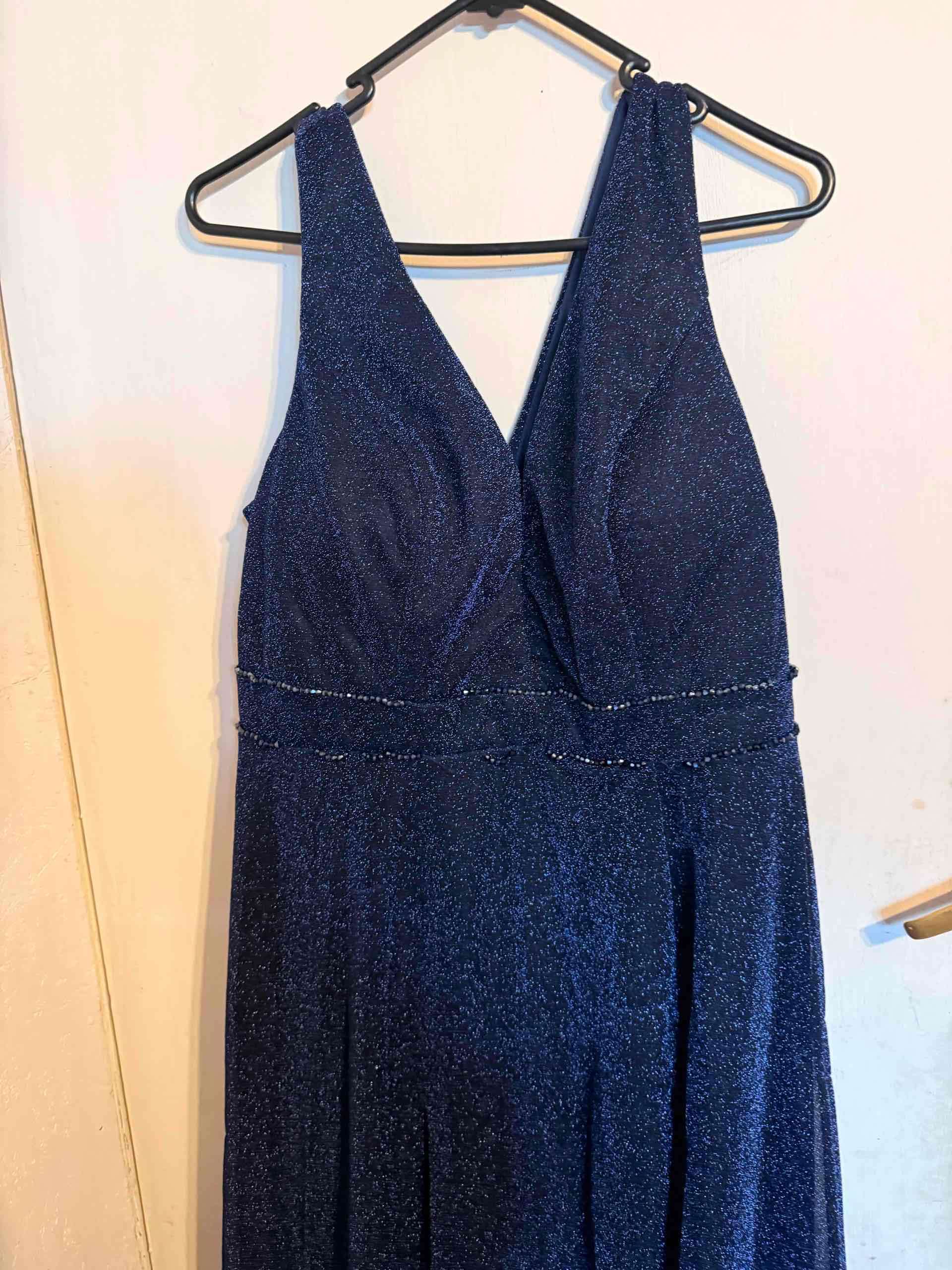 Vestido largo de Fiesta azul marin con brillos - miniatura 4