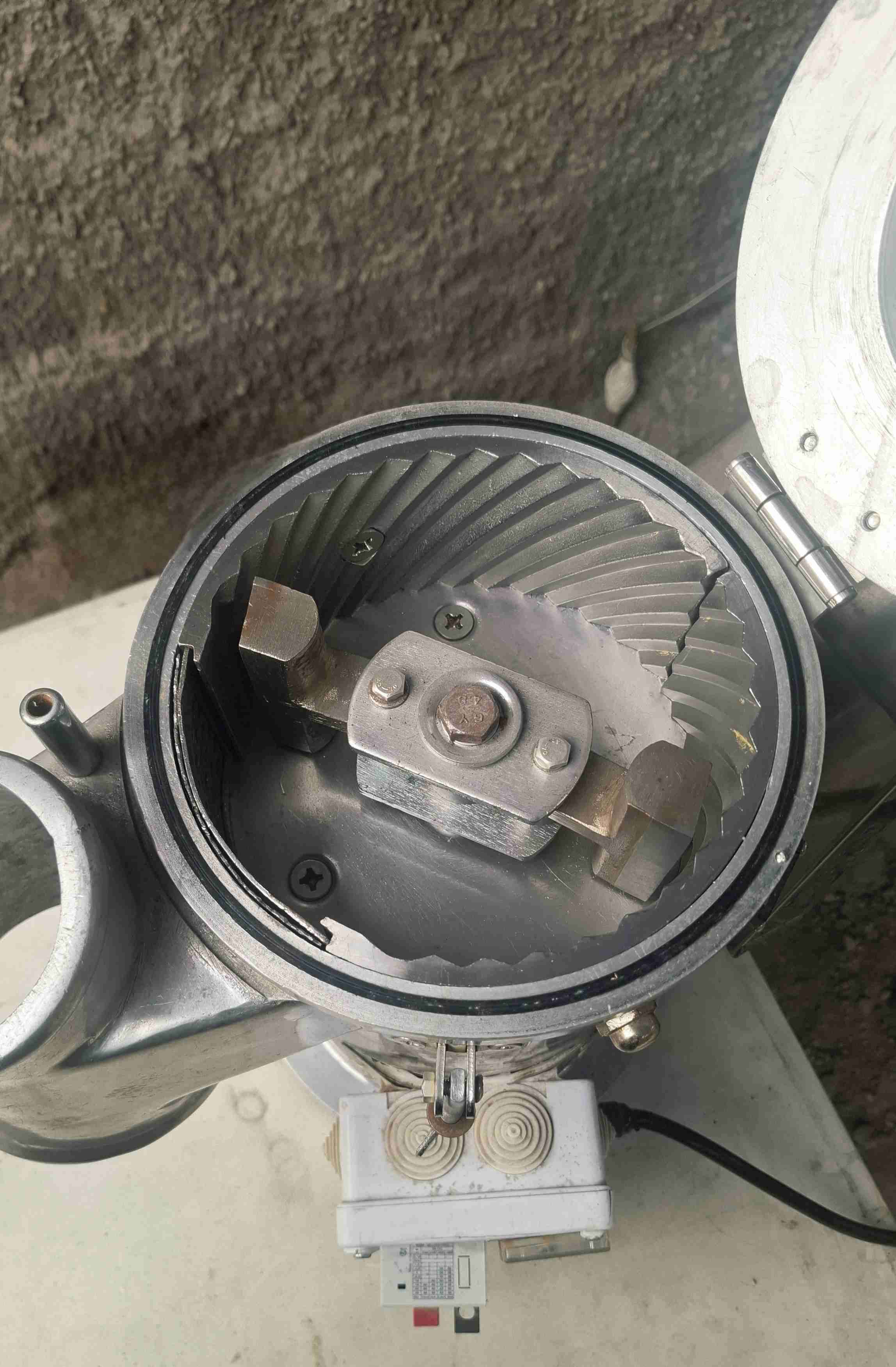 Molino Martillo Acero Inoxidable modelo DF-20 - miniatura 2