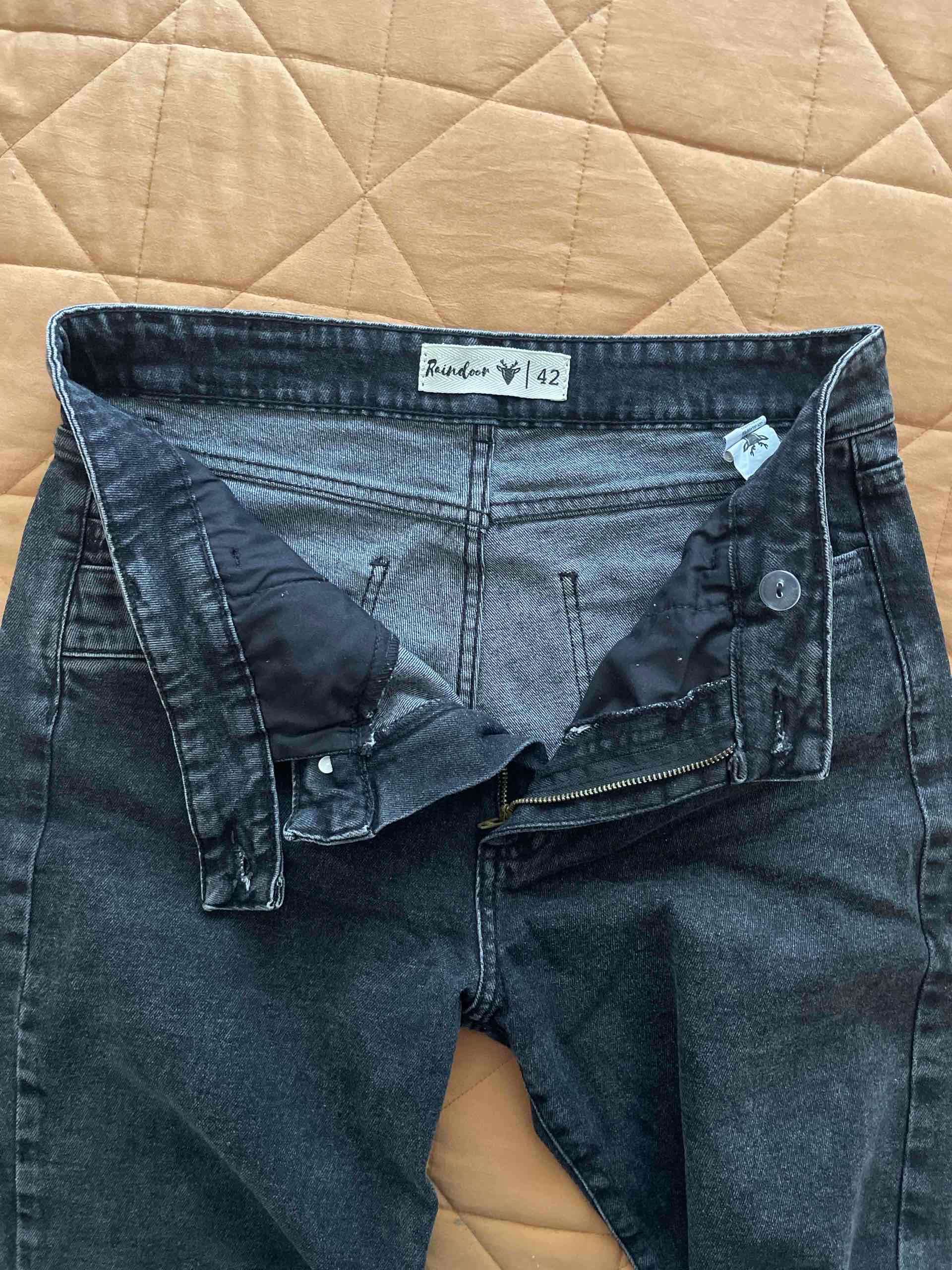 Jeans oscuro de mujer - miniatura 5