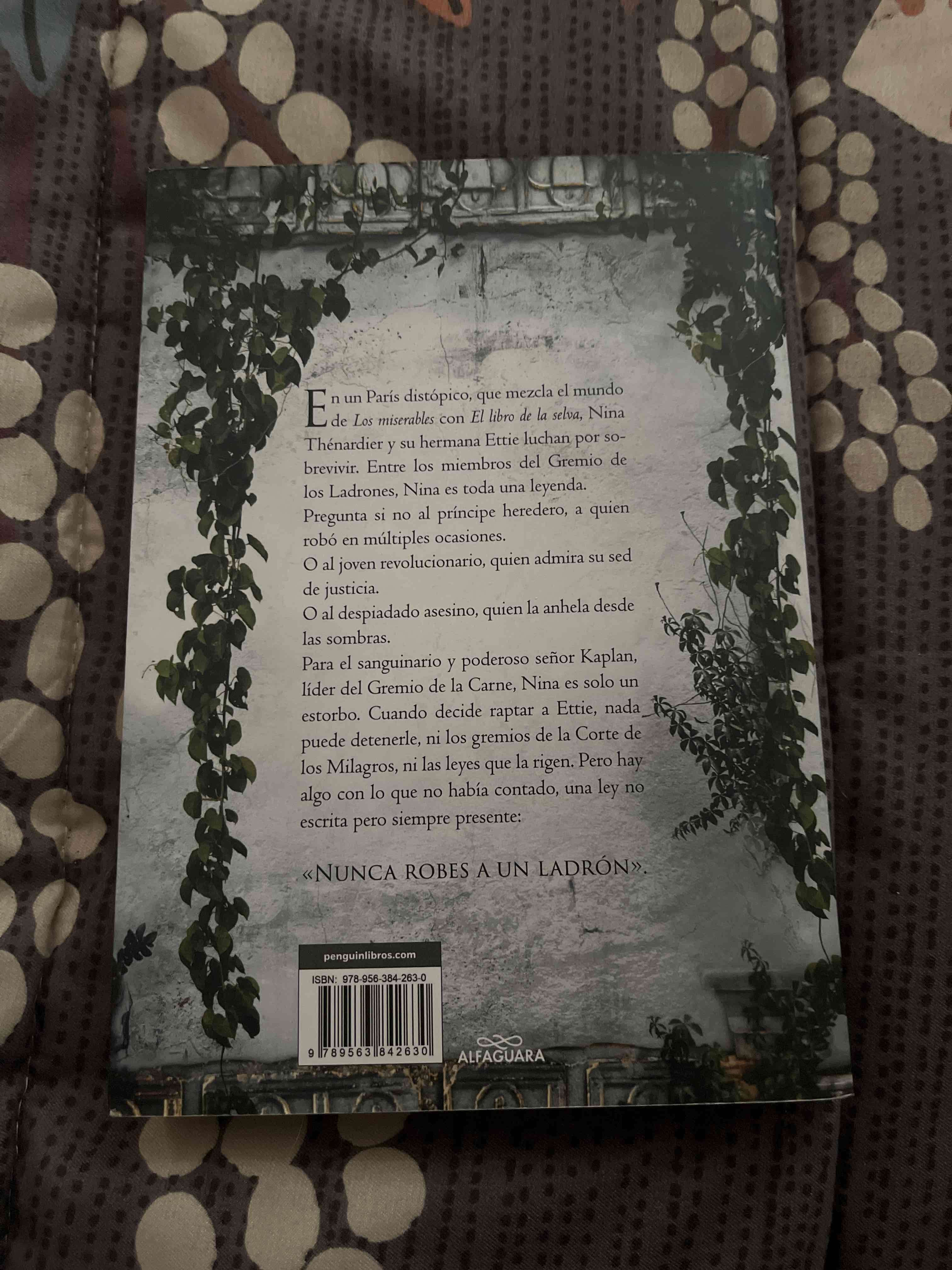 Libro 'La corte de los milagros' - miniatura 2