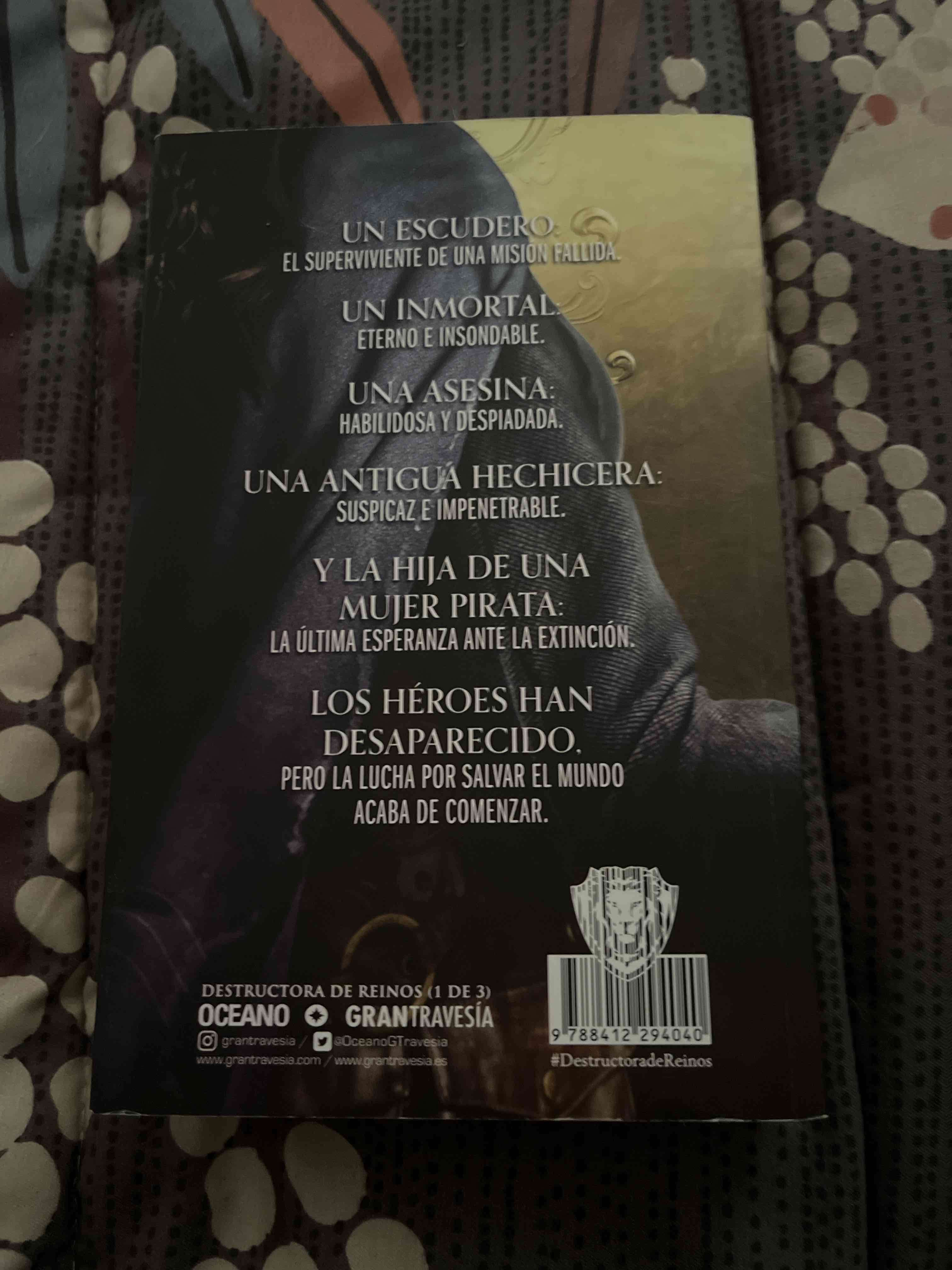 Libro 'Destructora de Reinos' de Victoria Aveyard - miniatura 2