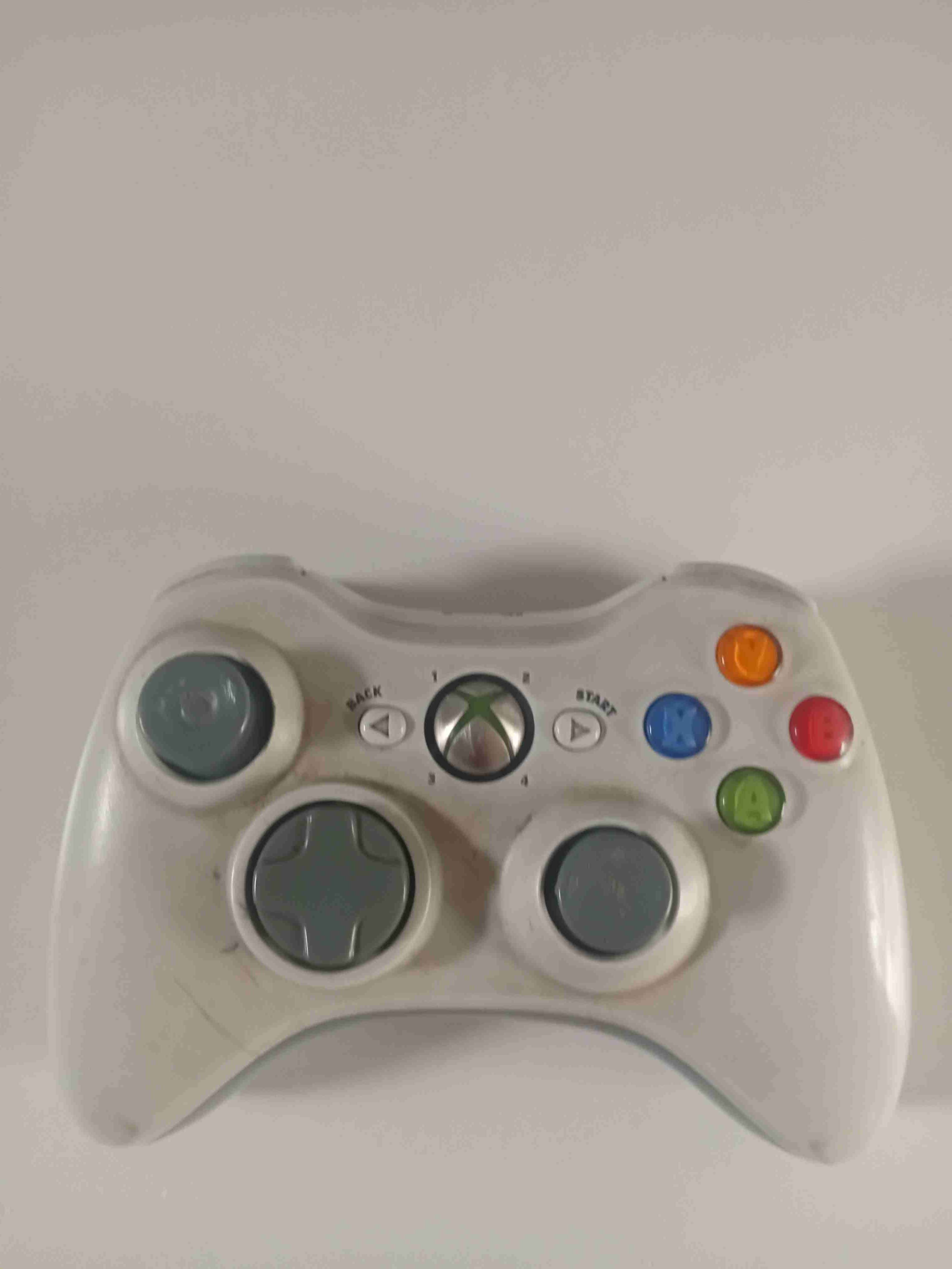 Control Xbox 360 usado - miniatura 1
