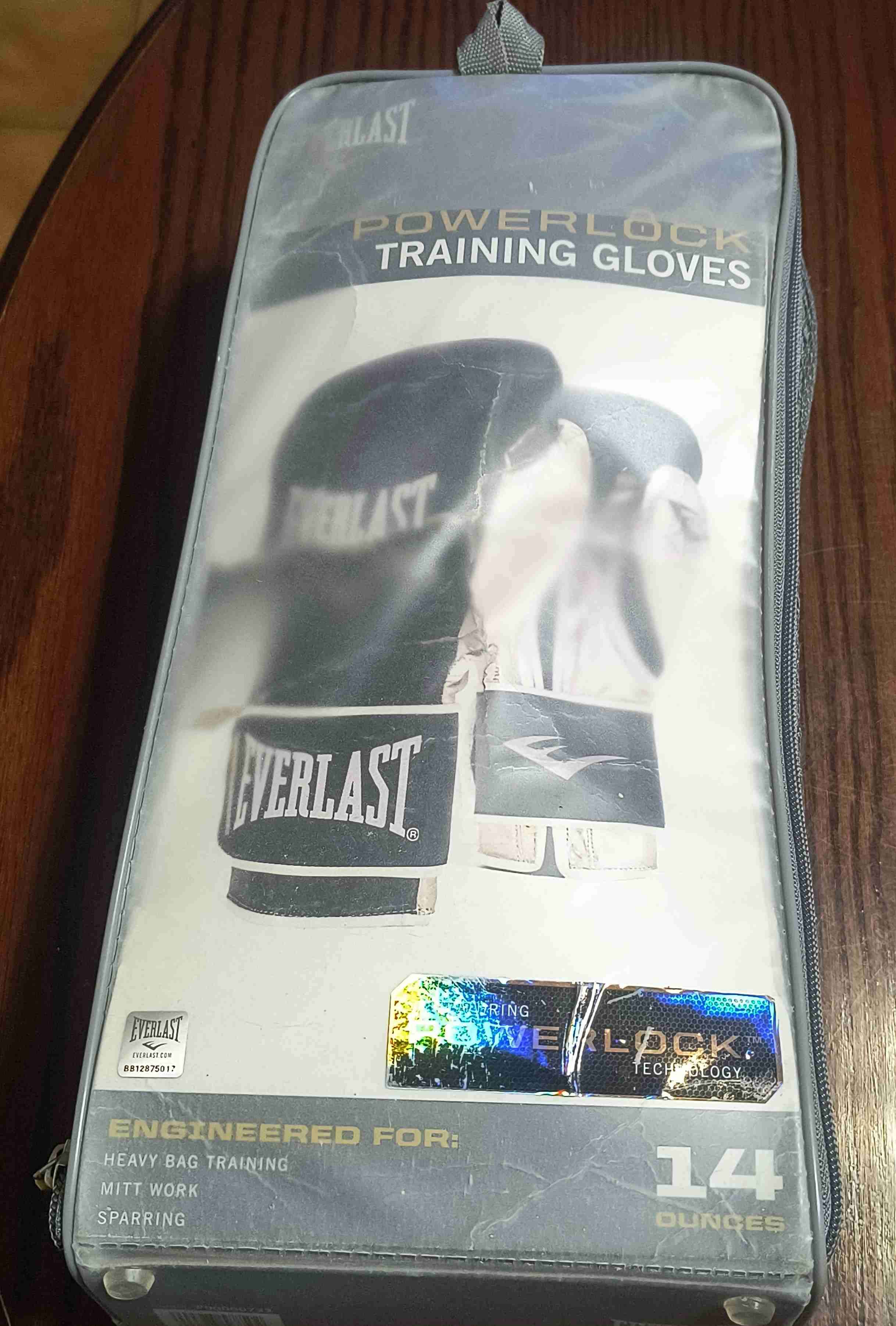 Guantes de boxeo Everlast negros - miniatura 3