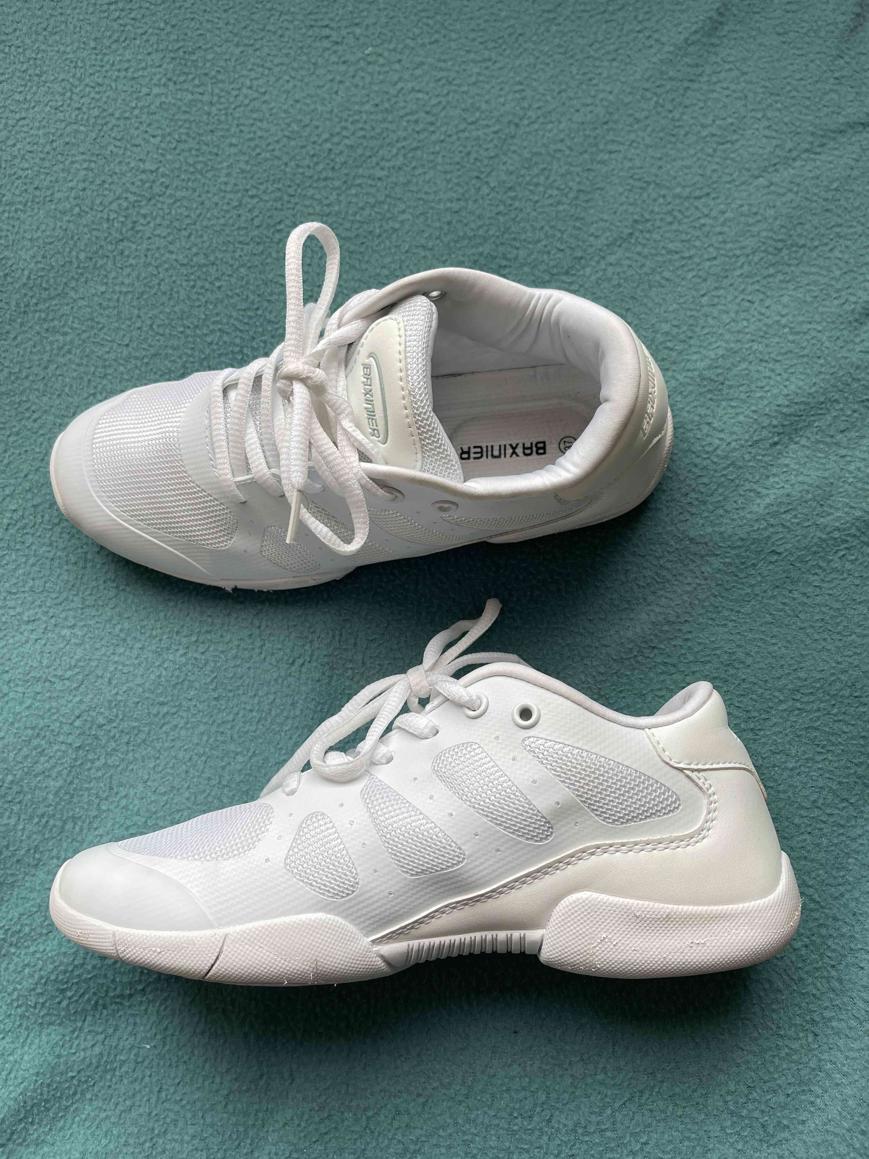 Zapatillas blancas de  cheerlider - miniatura 2