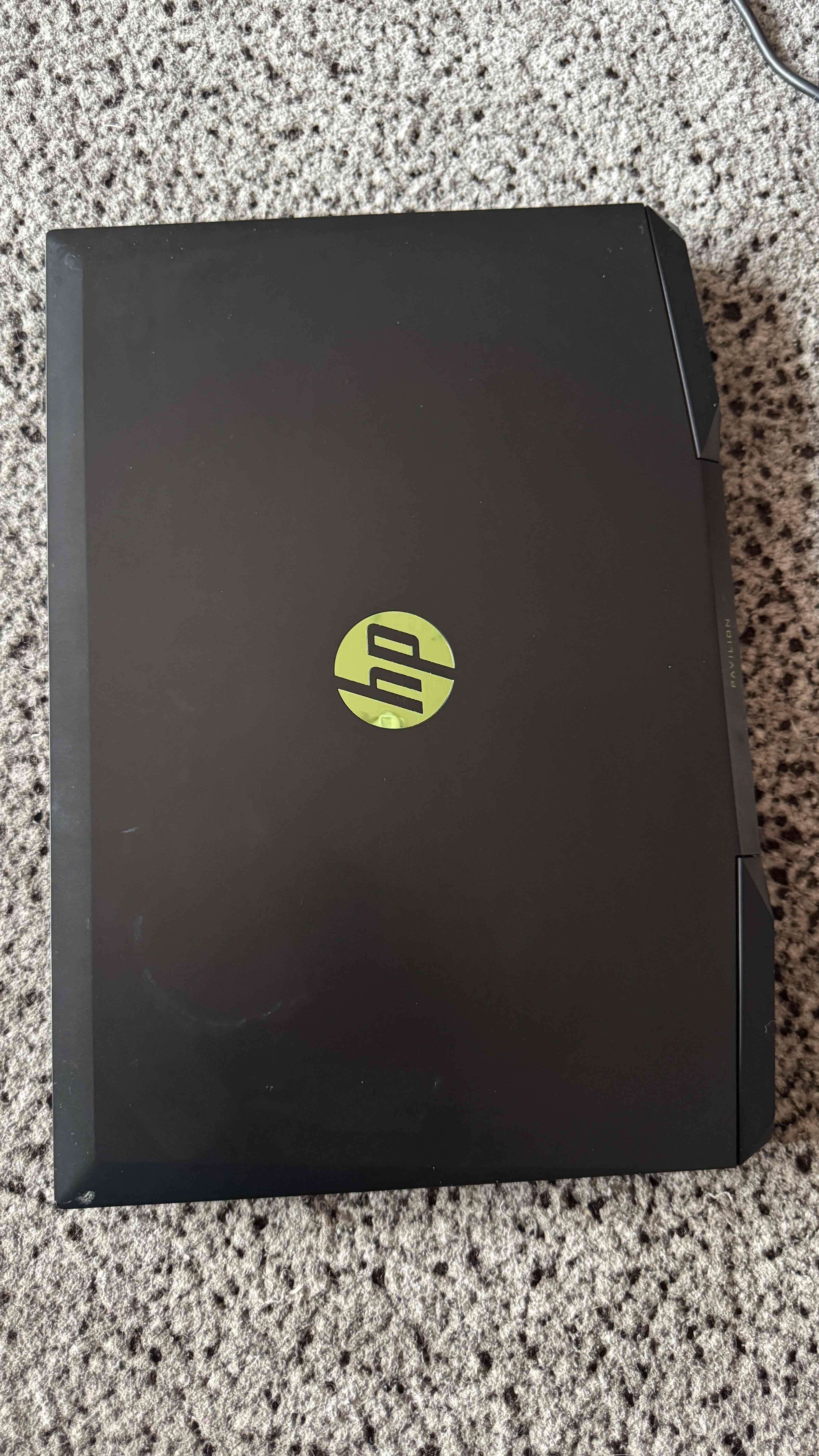 Laptop HP Pavilion gaming - miniatura 4