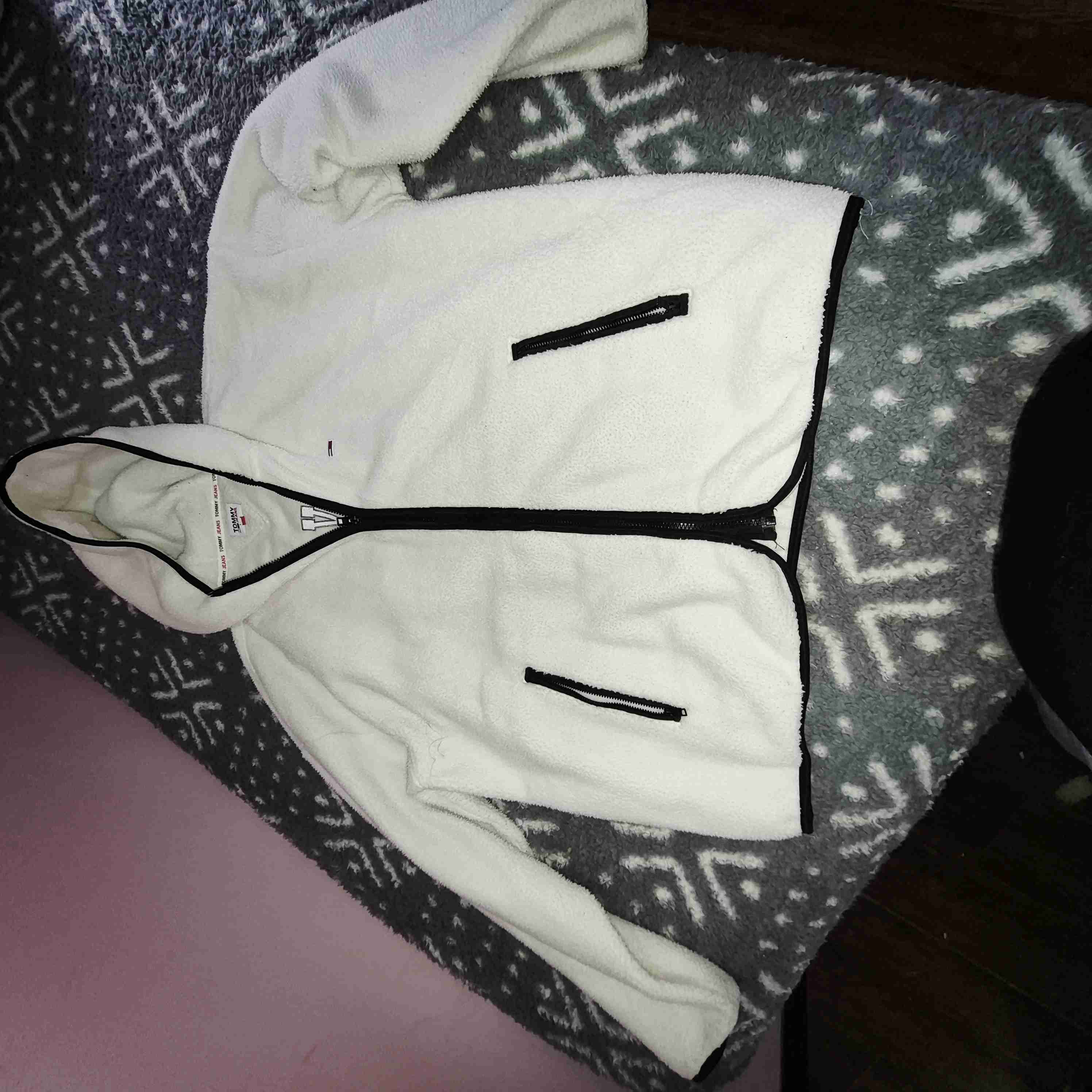 Polar con capucha beige - miniatura 5