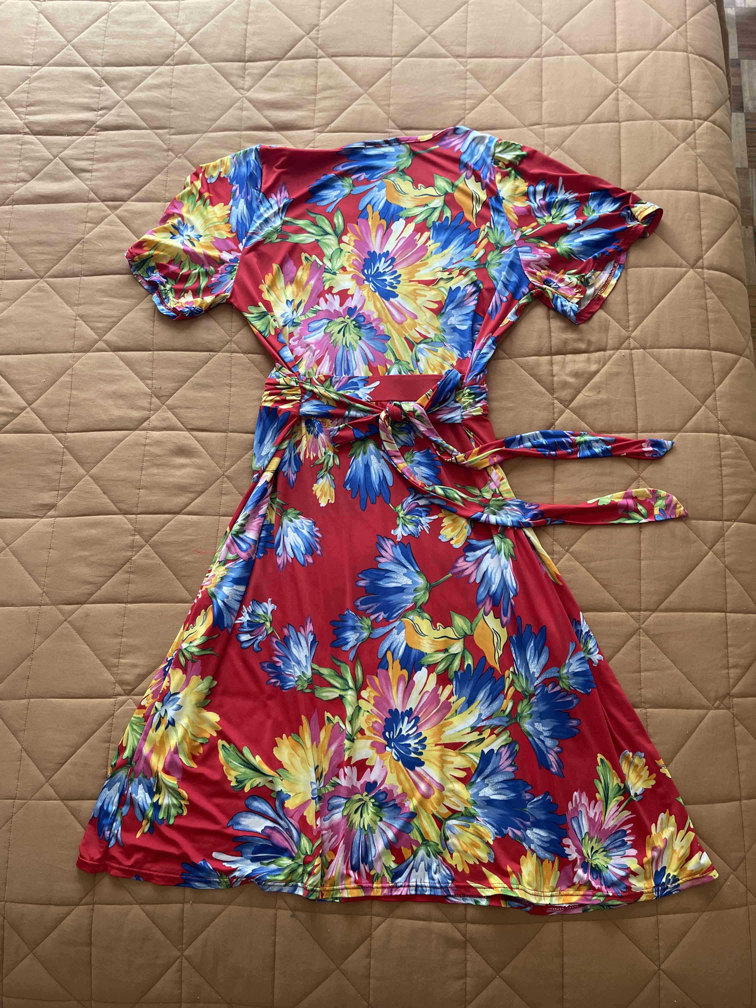 Vestido floral rojo vibrante maternal - miniatura 4