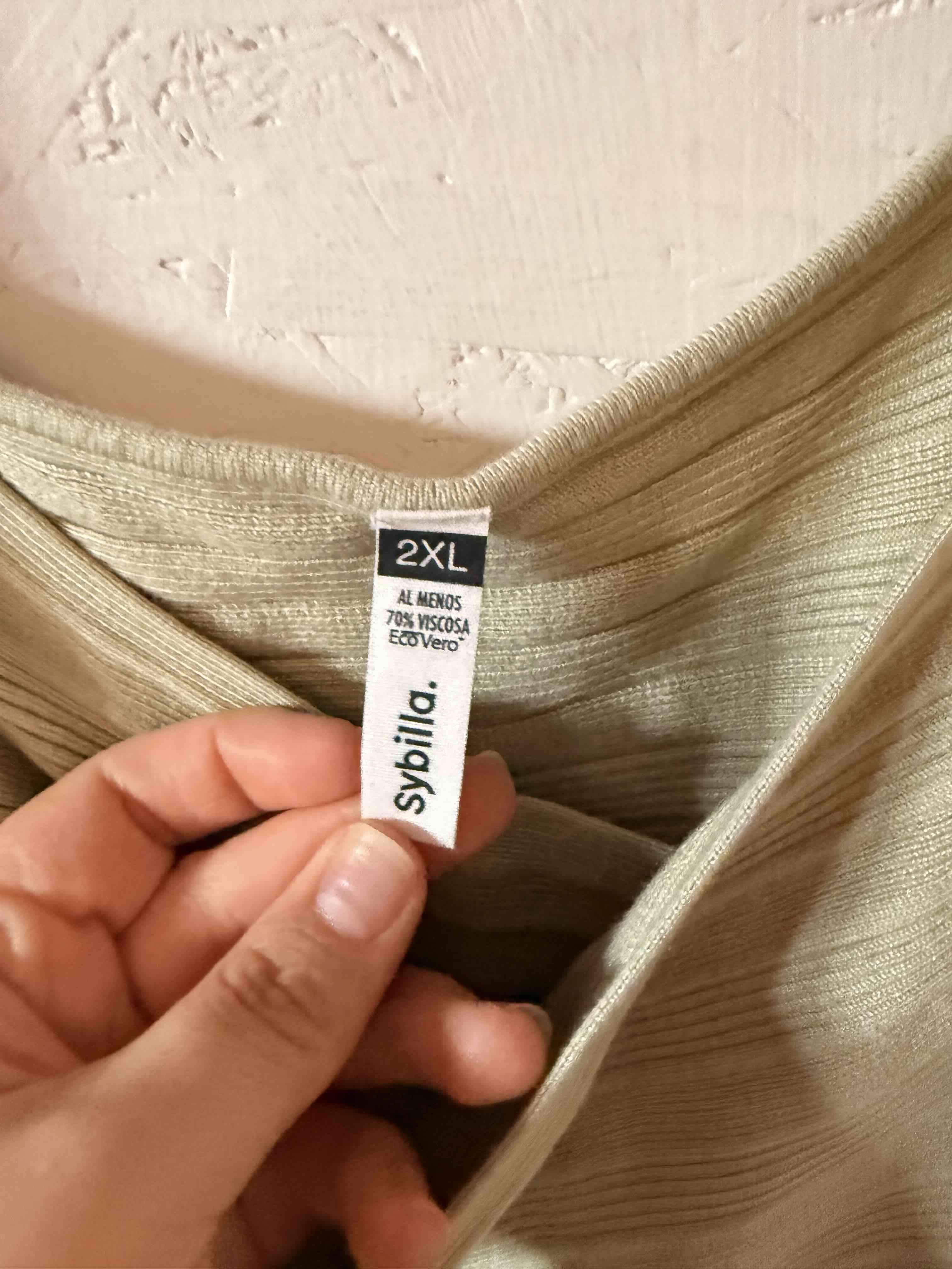 Top de hilo escote cruzado verde claro - miniatura 2