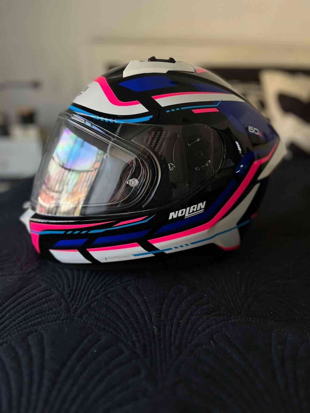Casco Nolan diseño moderno - miniatura 1