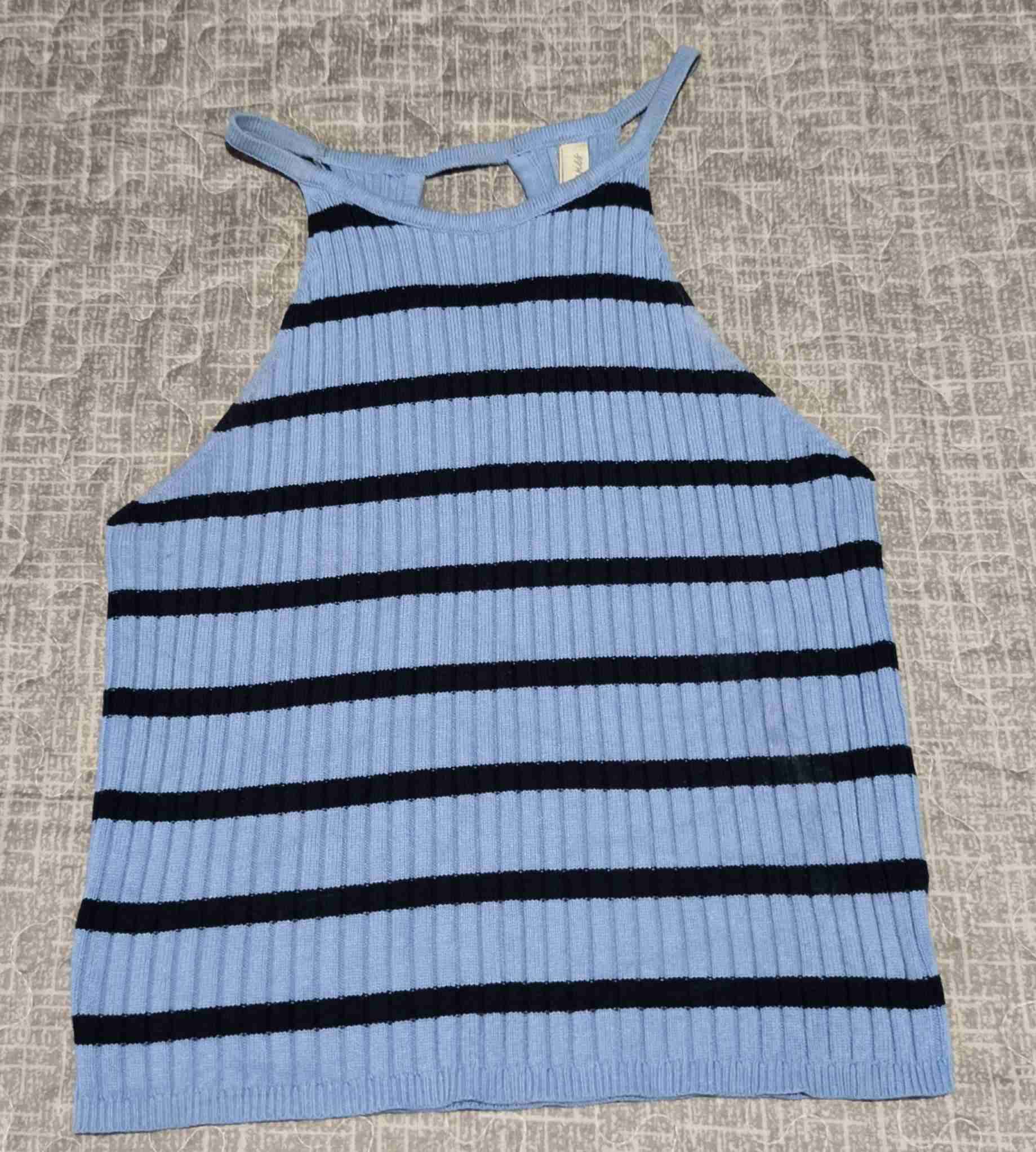 Polera de rayas azul y negro - miniatura 1