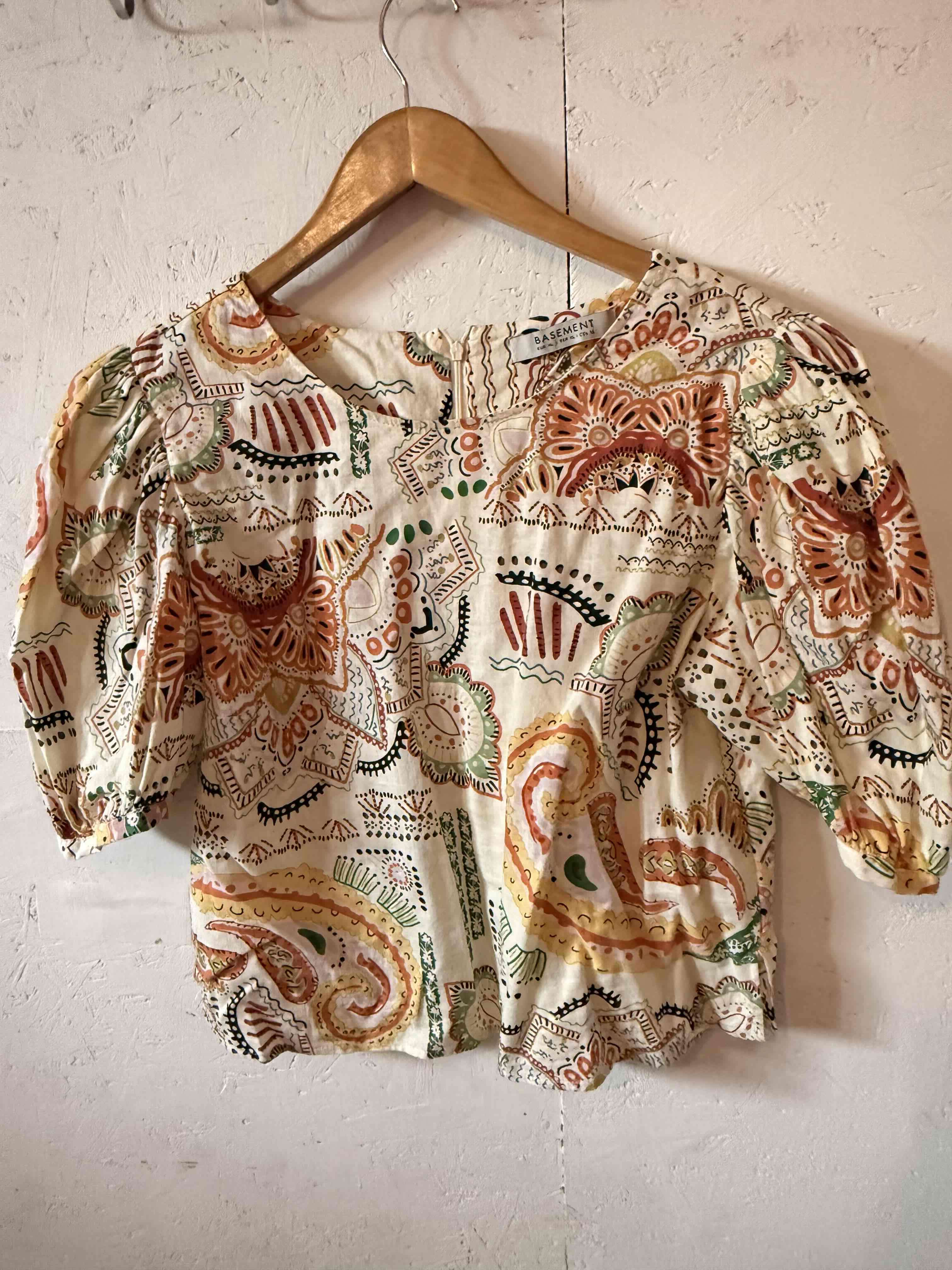 Blusa estampada Lino Basement