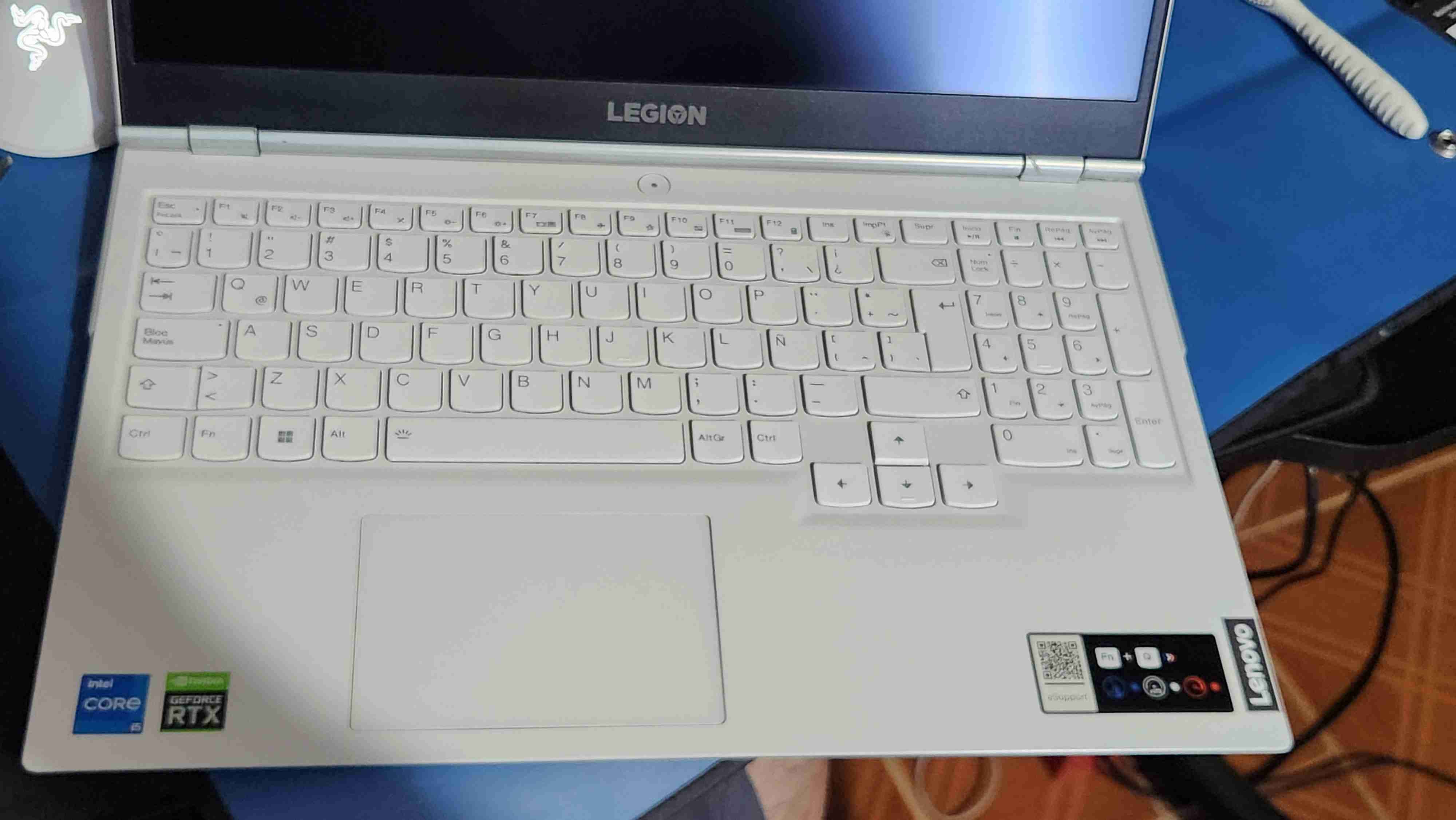 Notebook Lenovo Legion 5 - miniatura 4