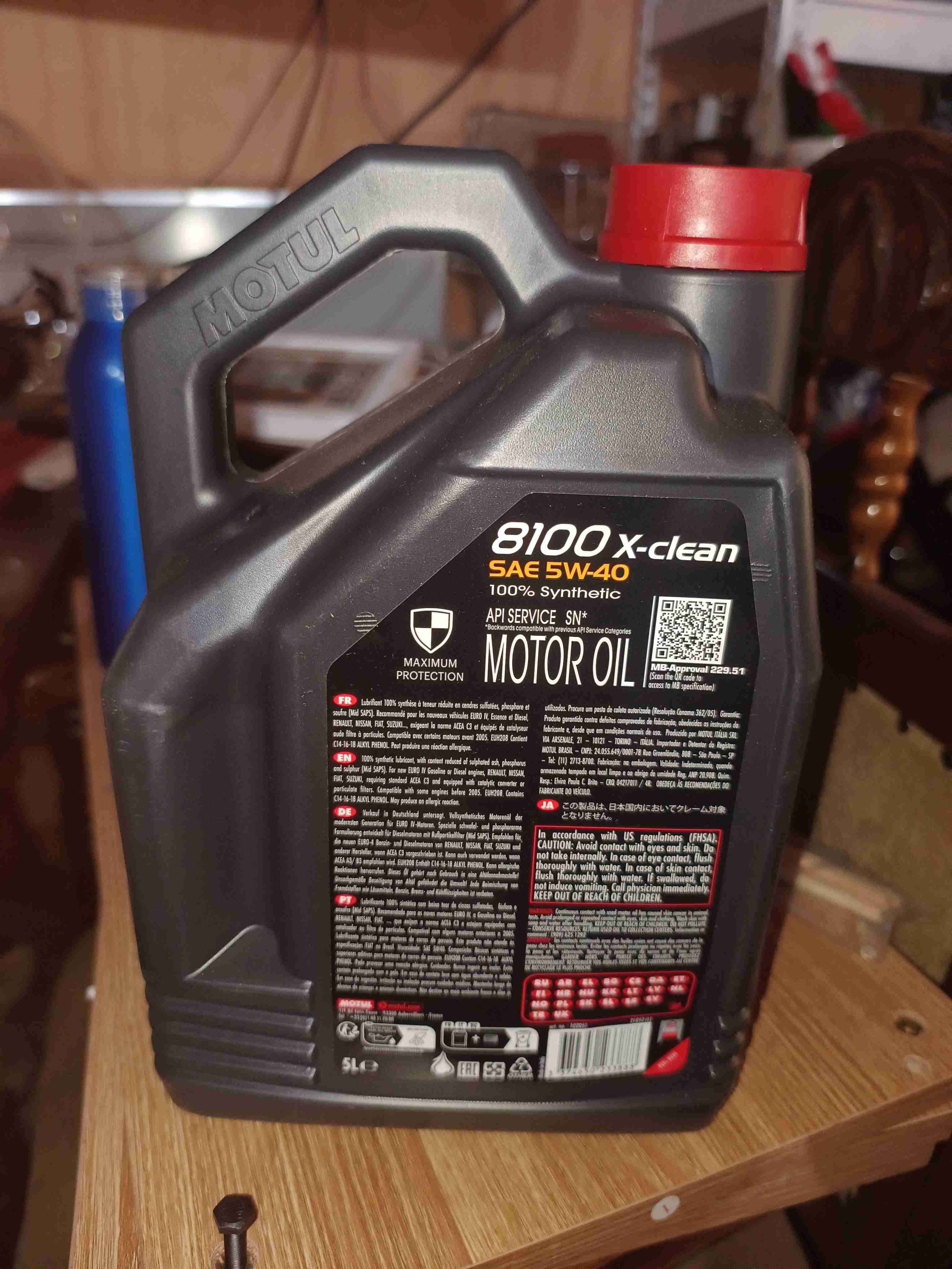 Aceite Motul 8100 X-Clean 5W-40 - miniatura 2