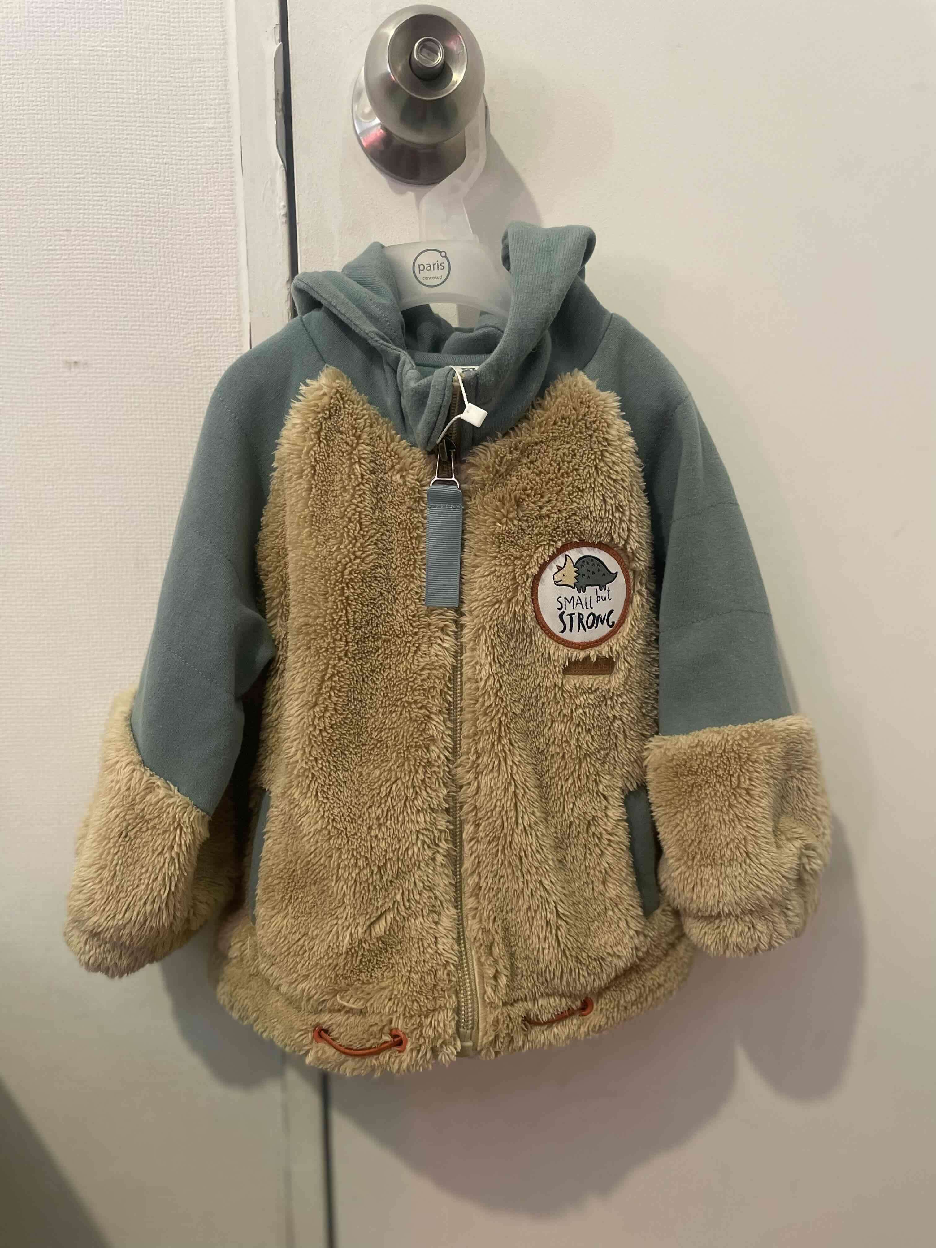 Chaqueta infantil peluda verde y beige - miniatura 2