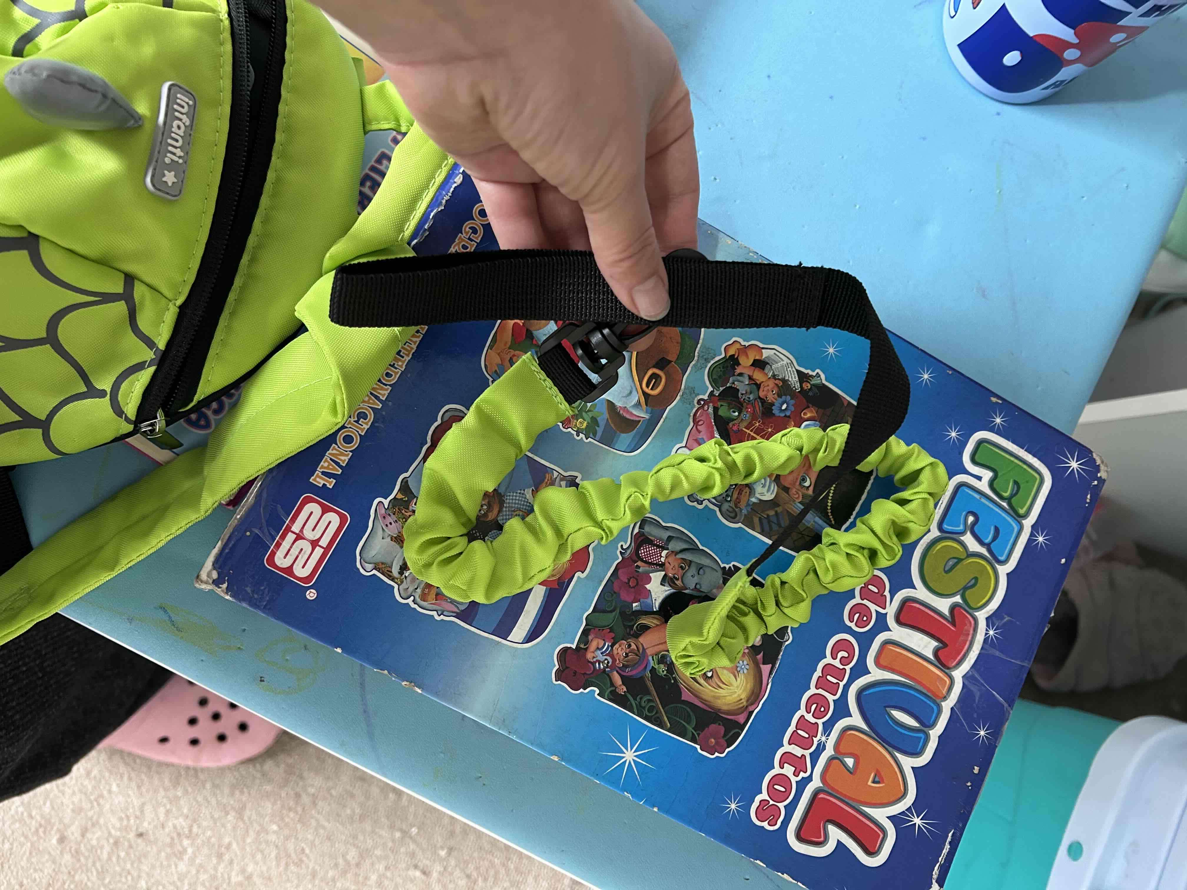 Mochila infantil dinosaurio verde - miniatura 3