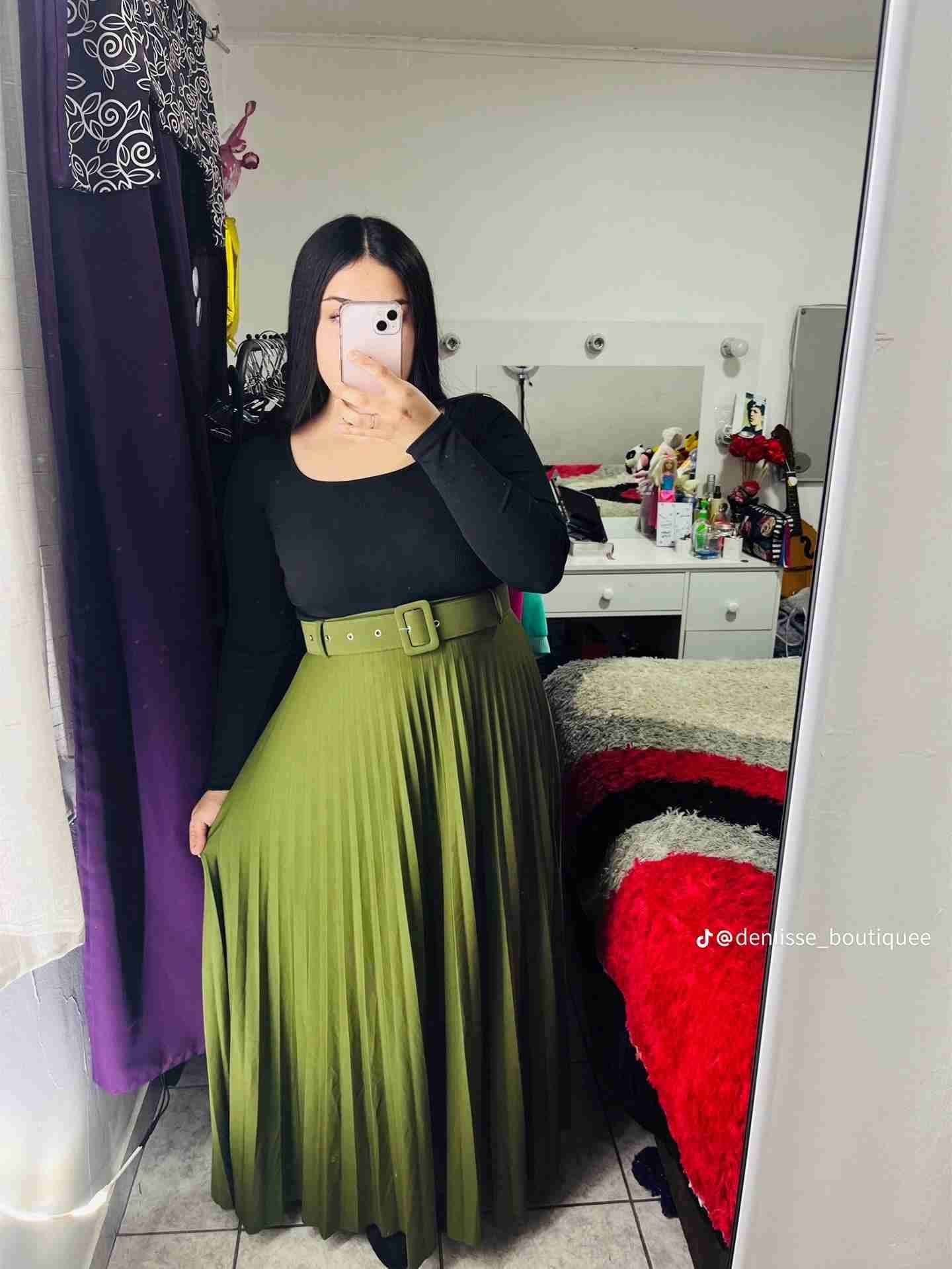 Falda plisada  con cinturón - miniatura 1