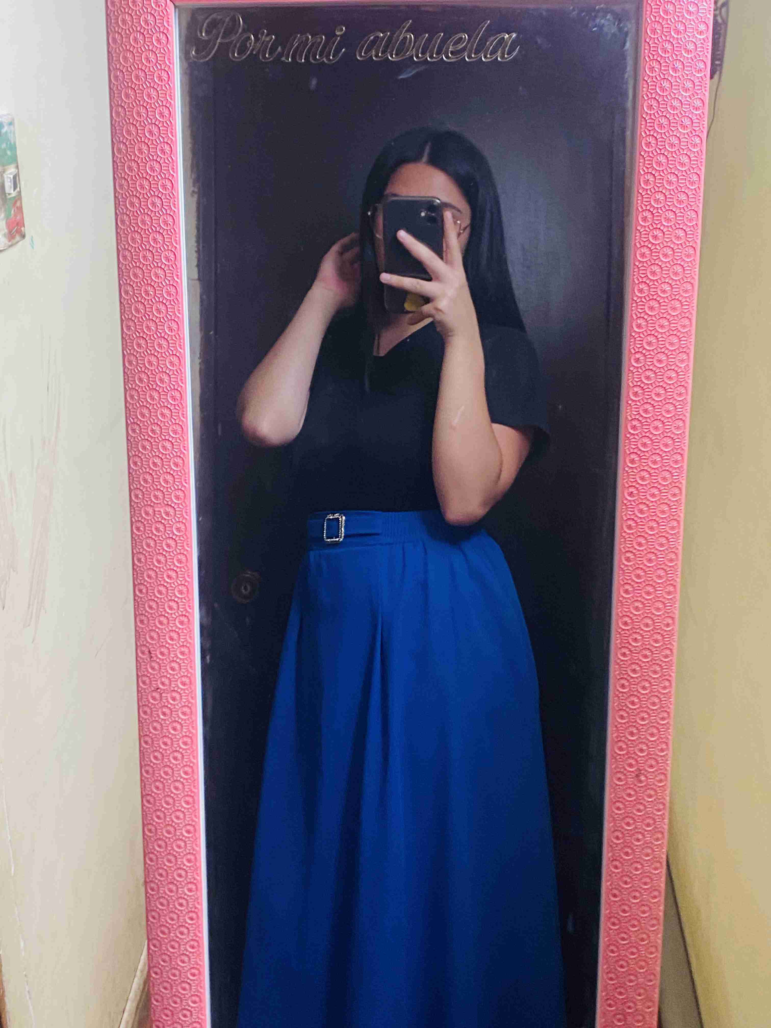 Falda plisada  con cinturón - miniatura 4