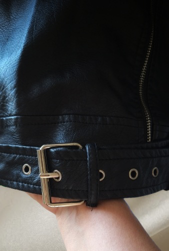 Chaqueta de cuero negra - miniatura 3