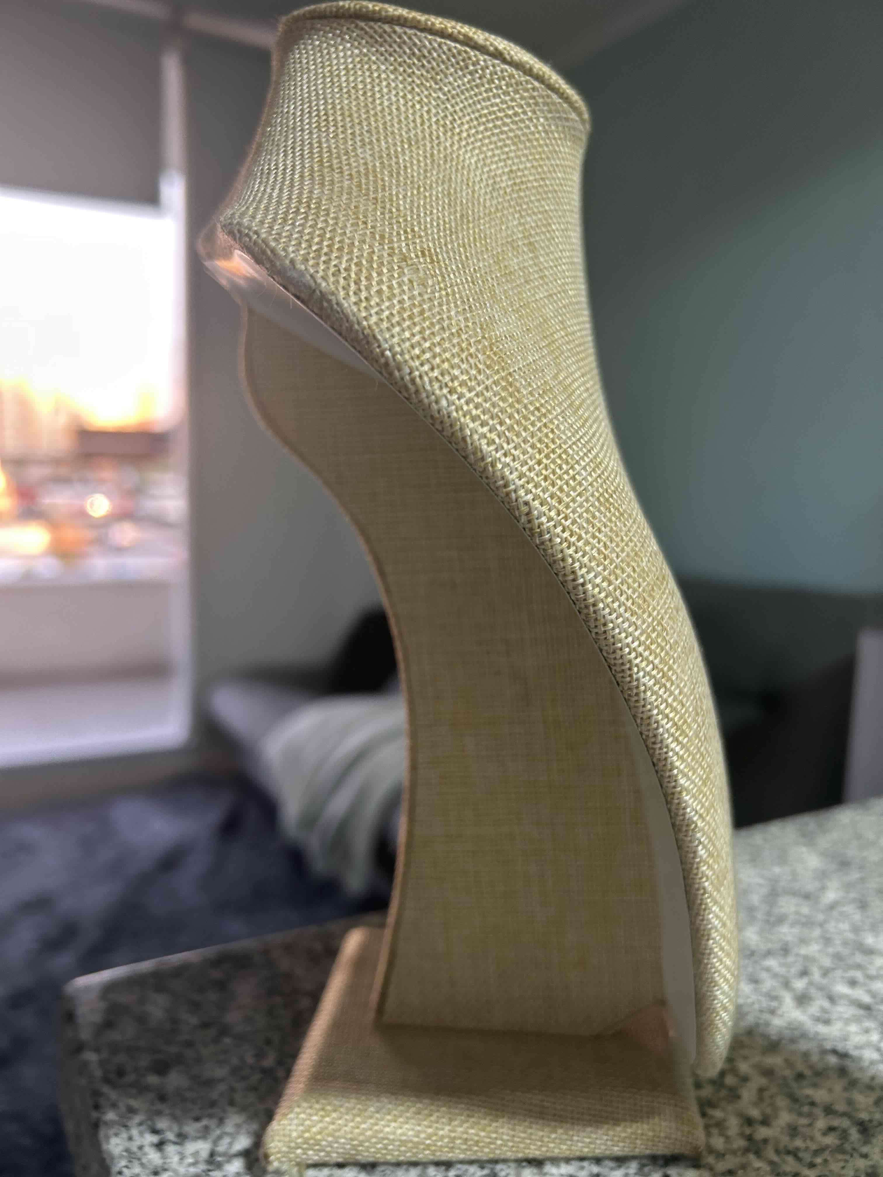 Expositor de joyería beige - miniatura 1