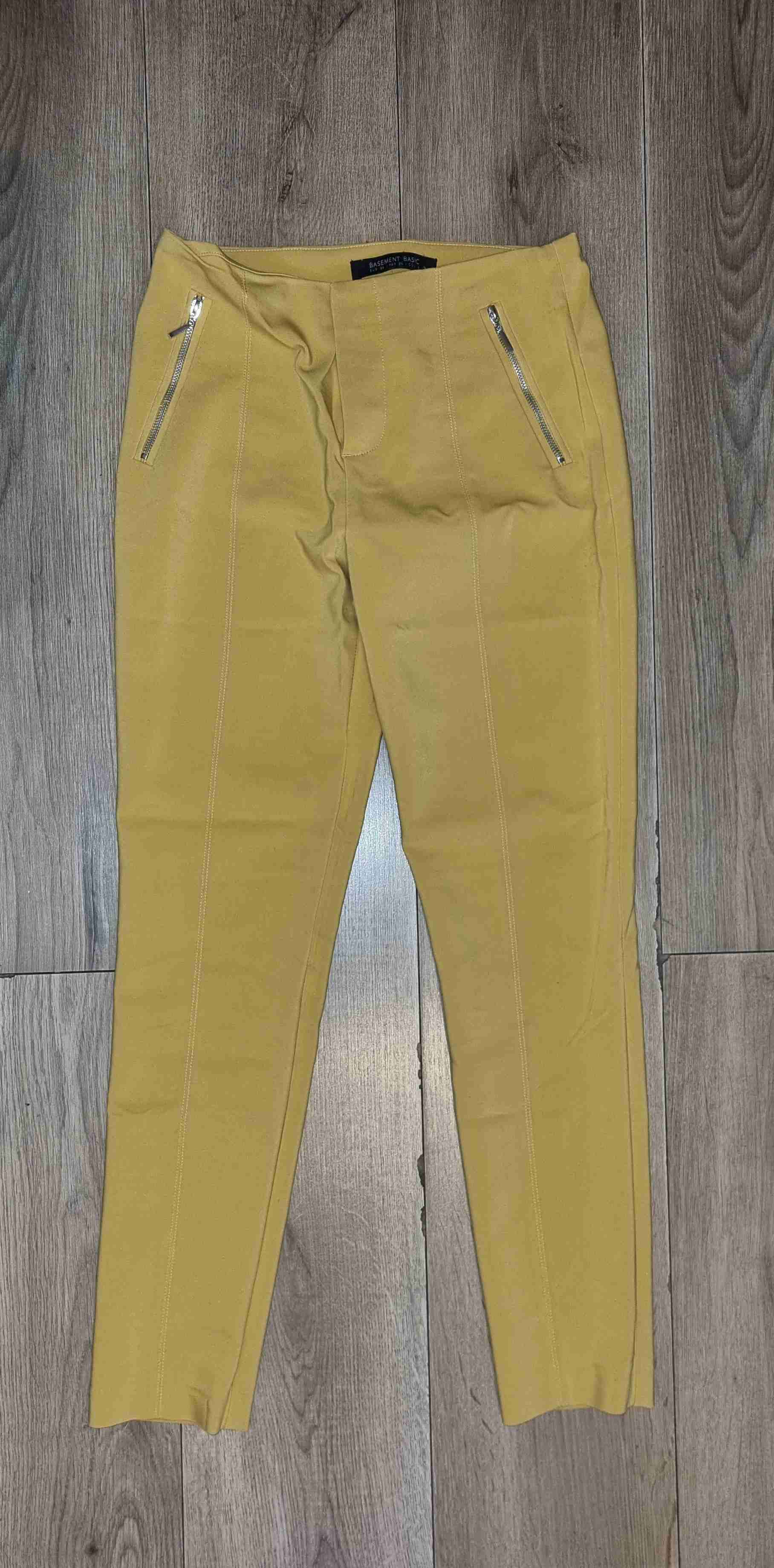 Pantalón tela color mostaza con cierres - miniatura 1