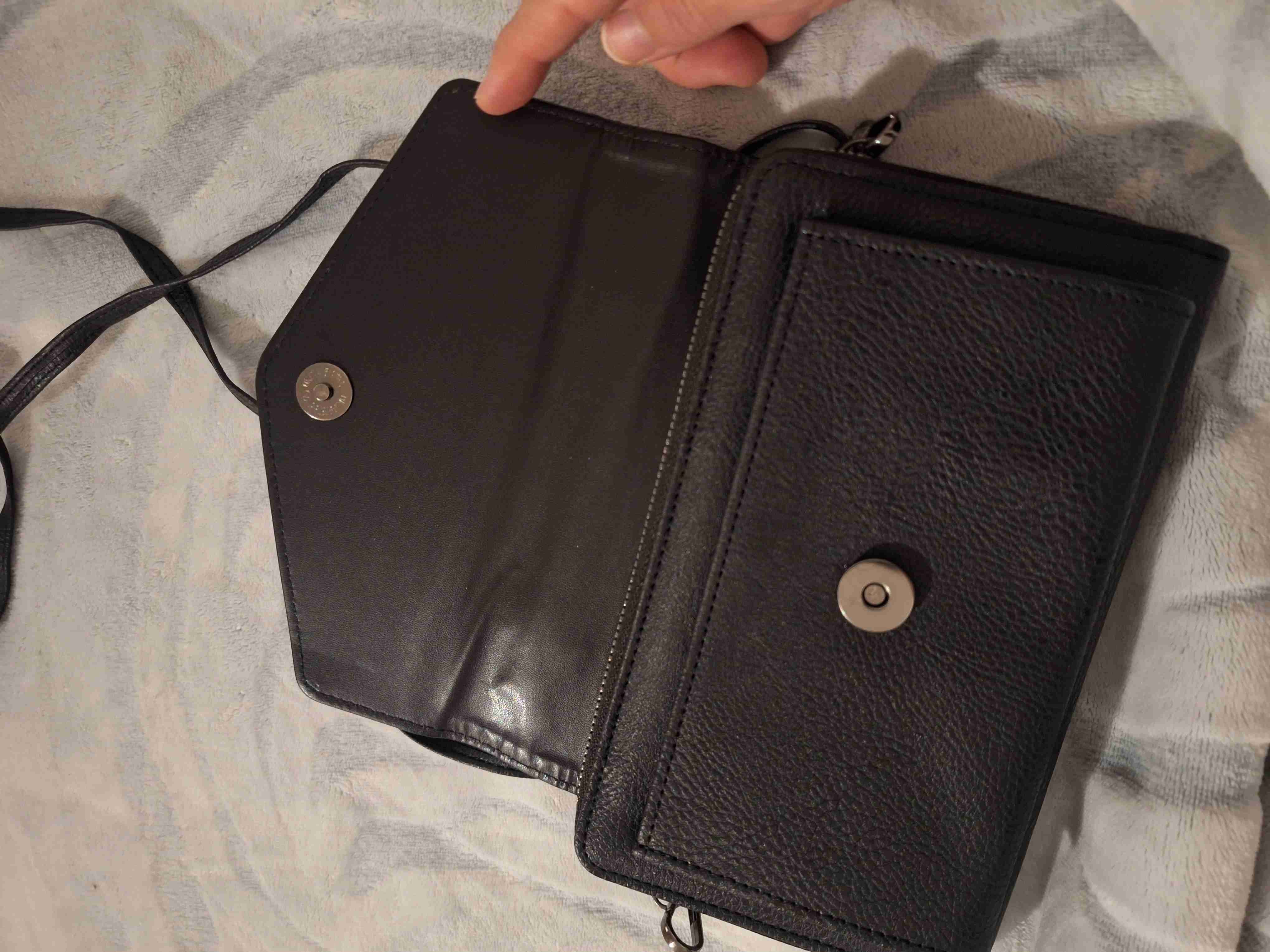 Cartera negra Ghost con tachas - miniatura 3