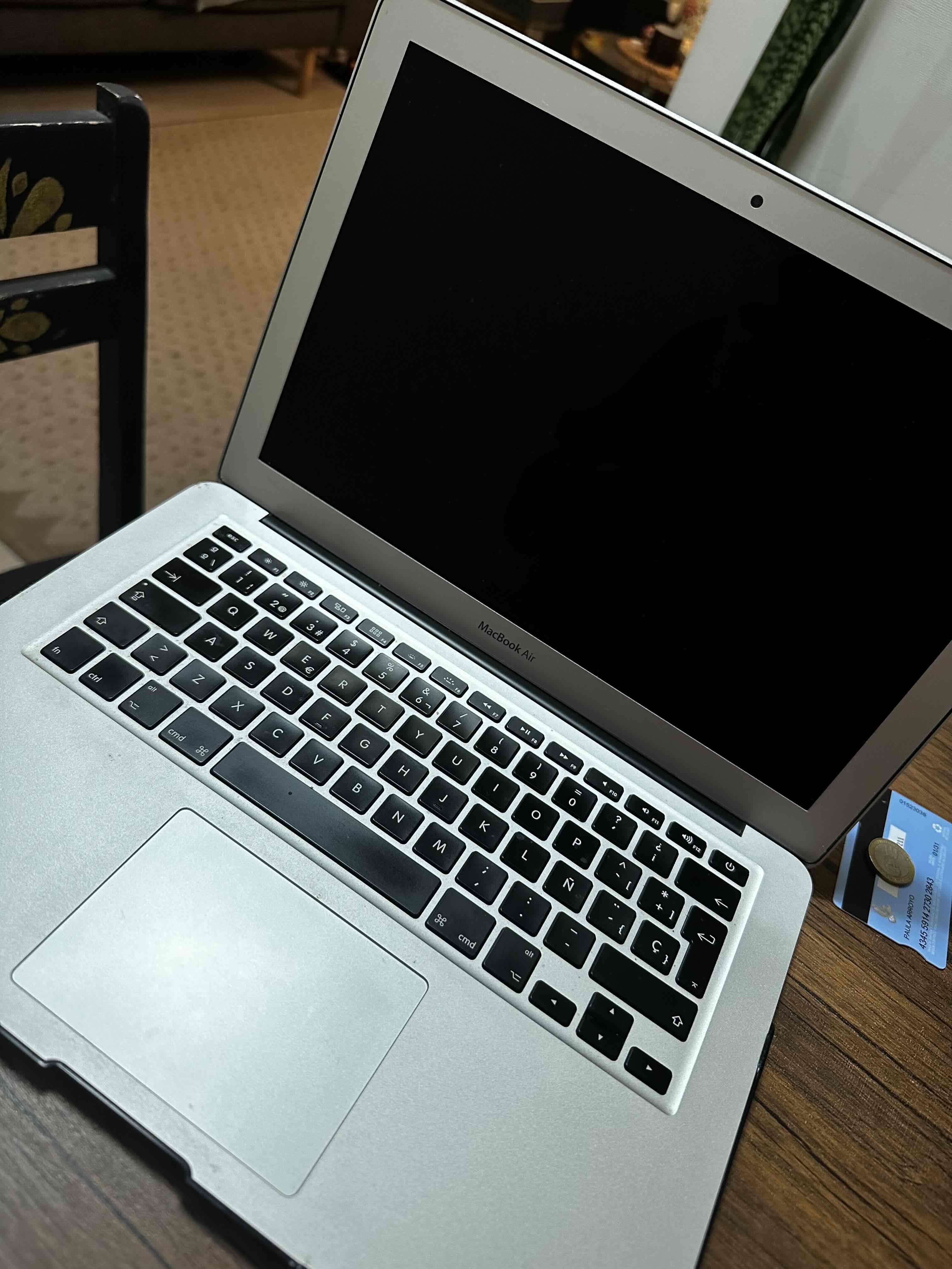 Laptop MacBook Air 13'' - miniatura 1